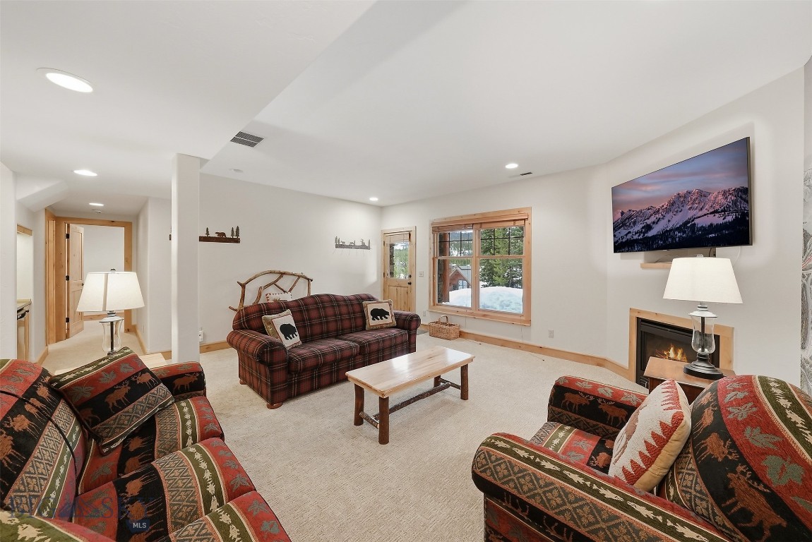 15 Rose Bud Loop 127