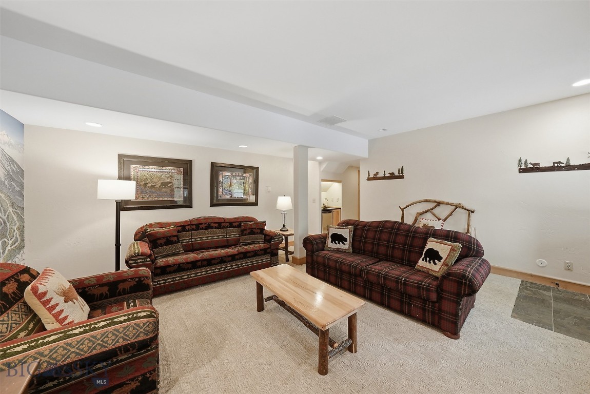 15 Rose Bud Loop 127