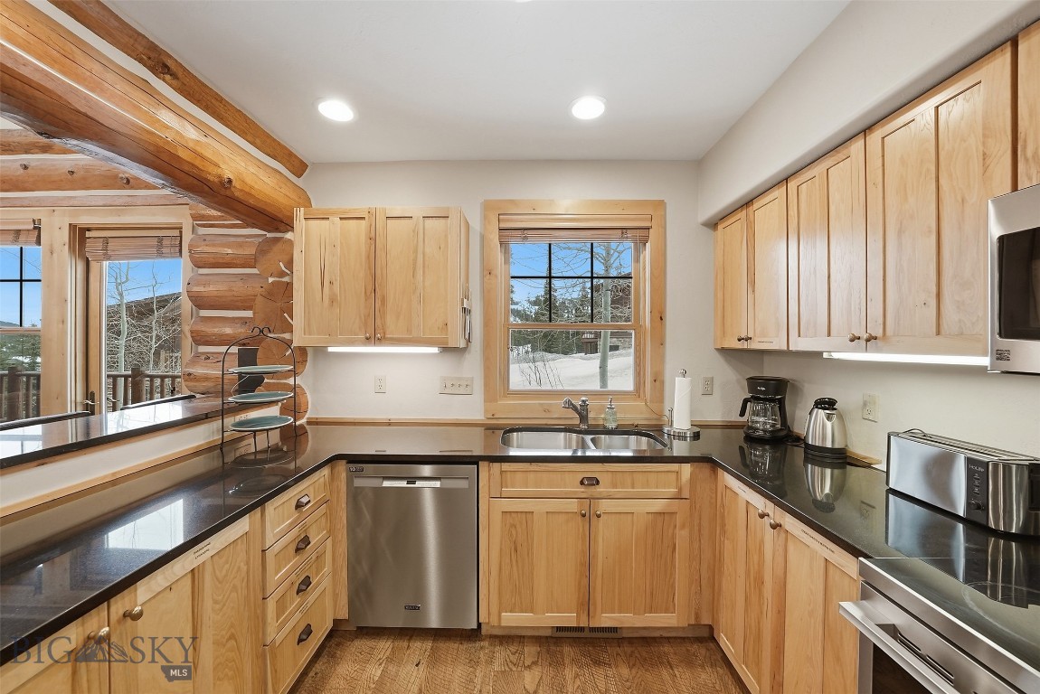 15 Rose Bud Loop 127