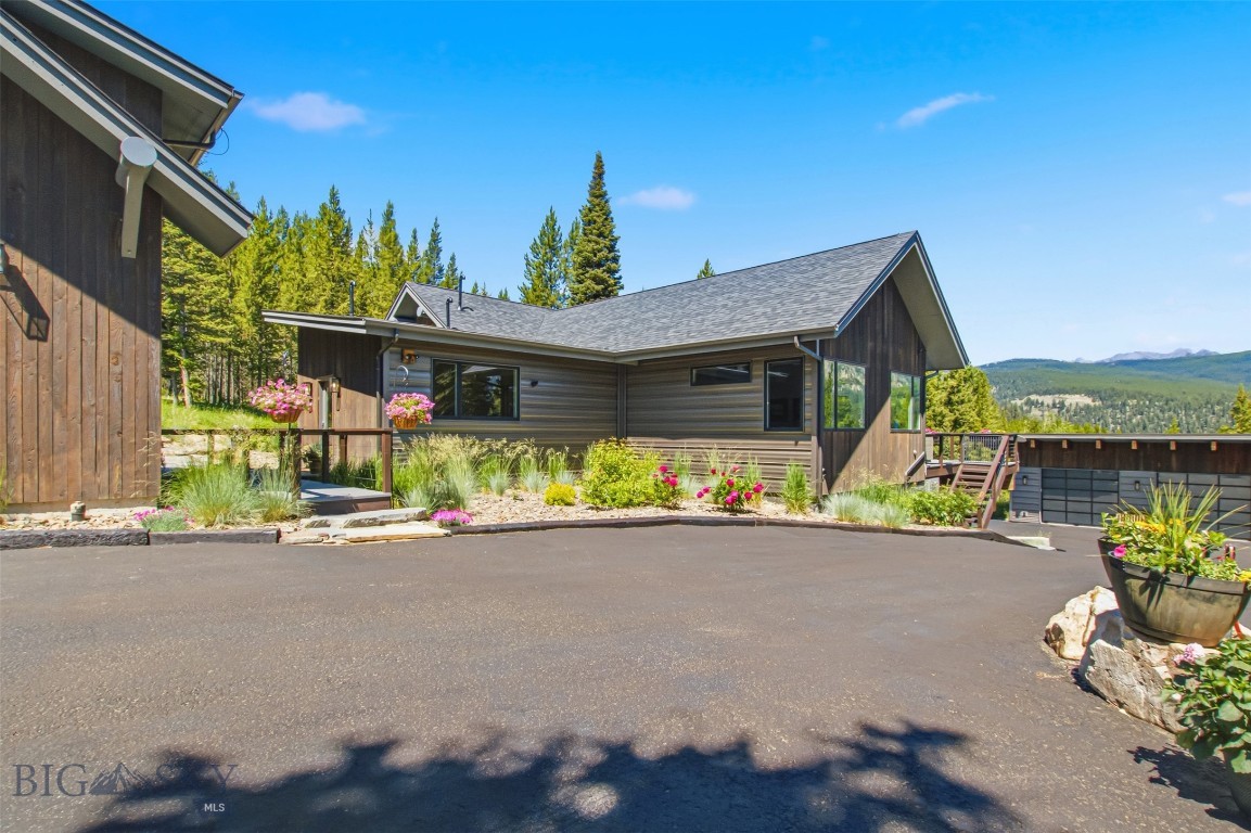 215 Gray Owl Lane