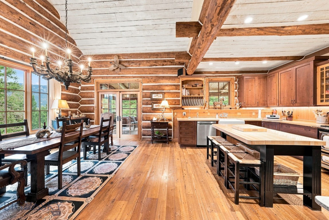 850 Fortress Road
