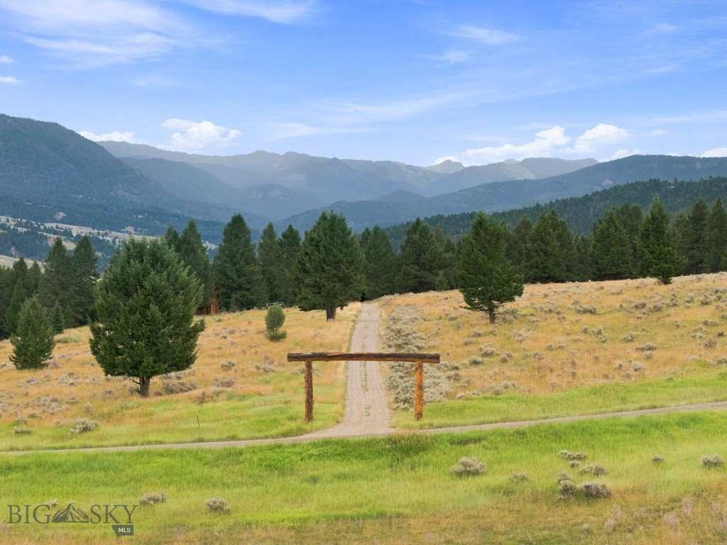 850 Fortress Road