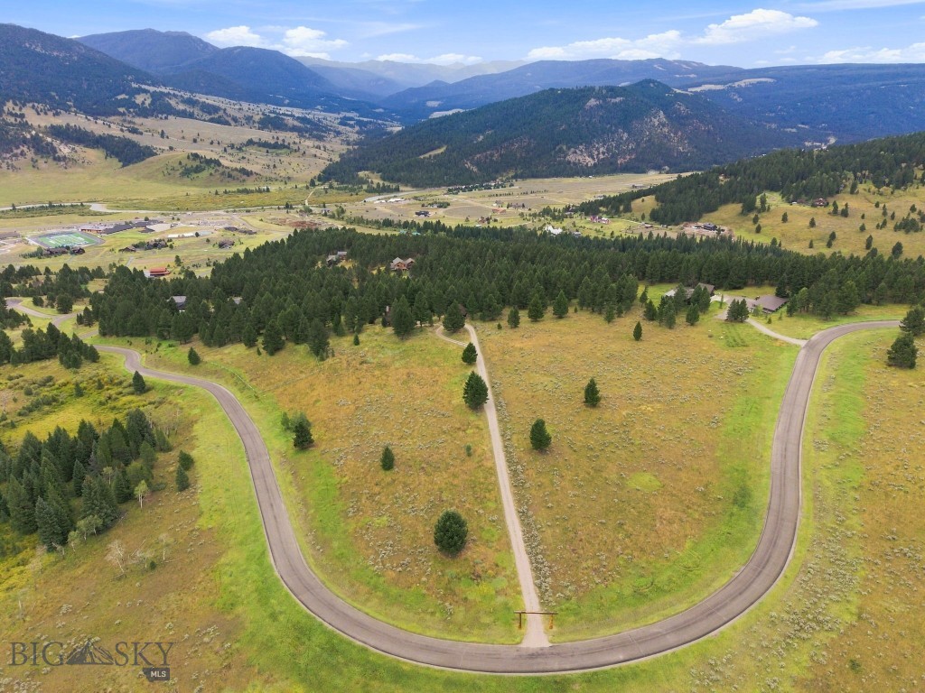 850 Fortress Road