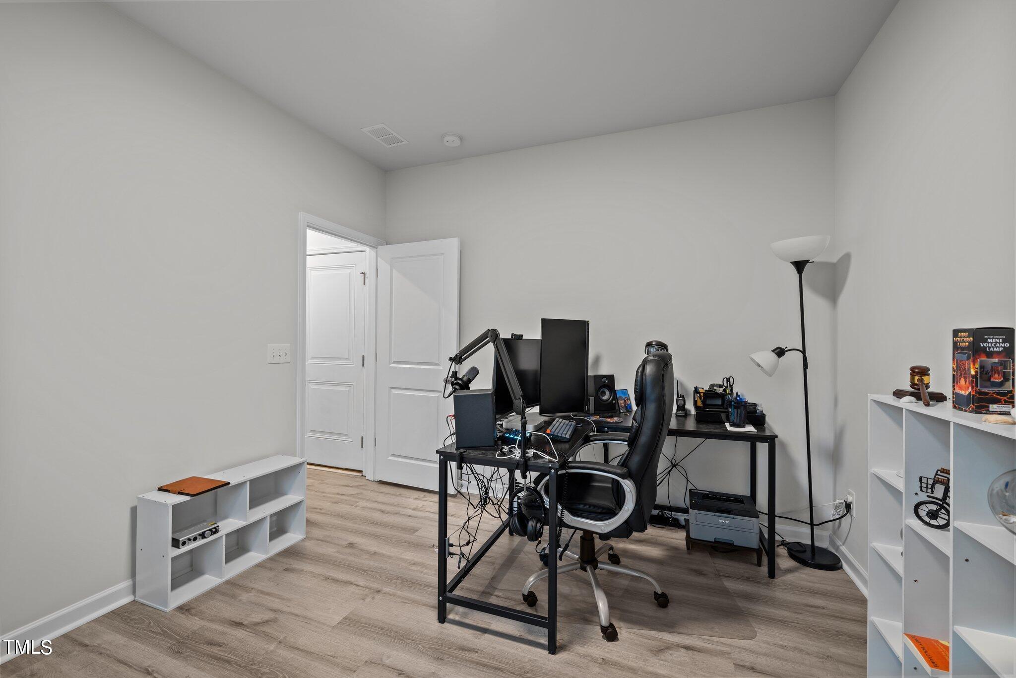 5420 Stonepoint Circle