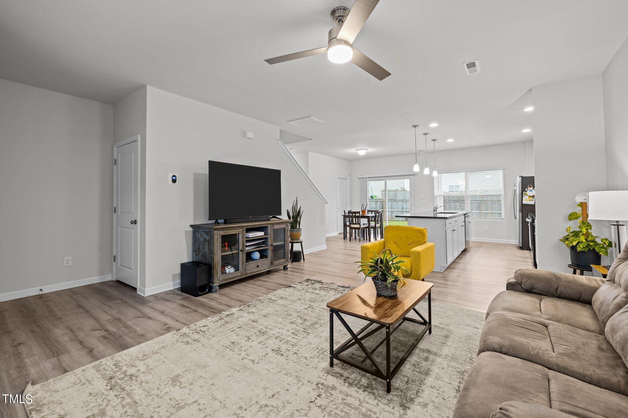 5420 Stonepoint Circle