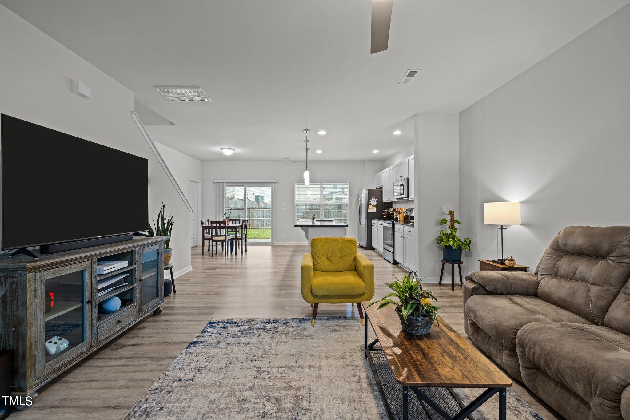 5420 Stonepoint Circle