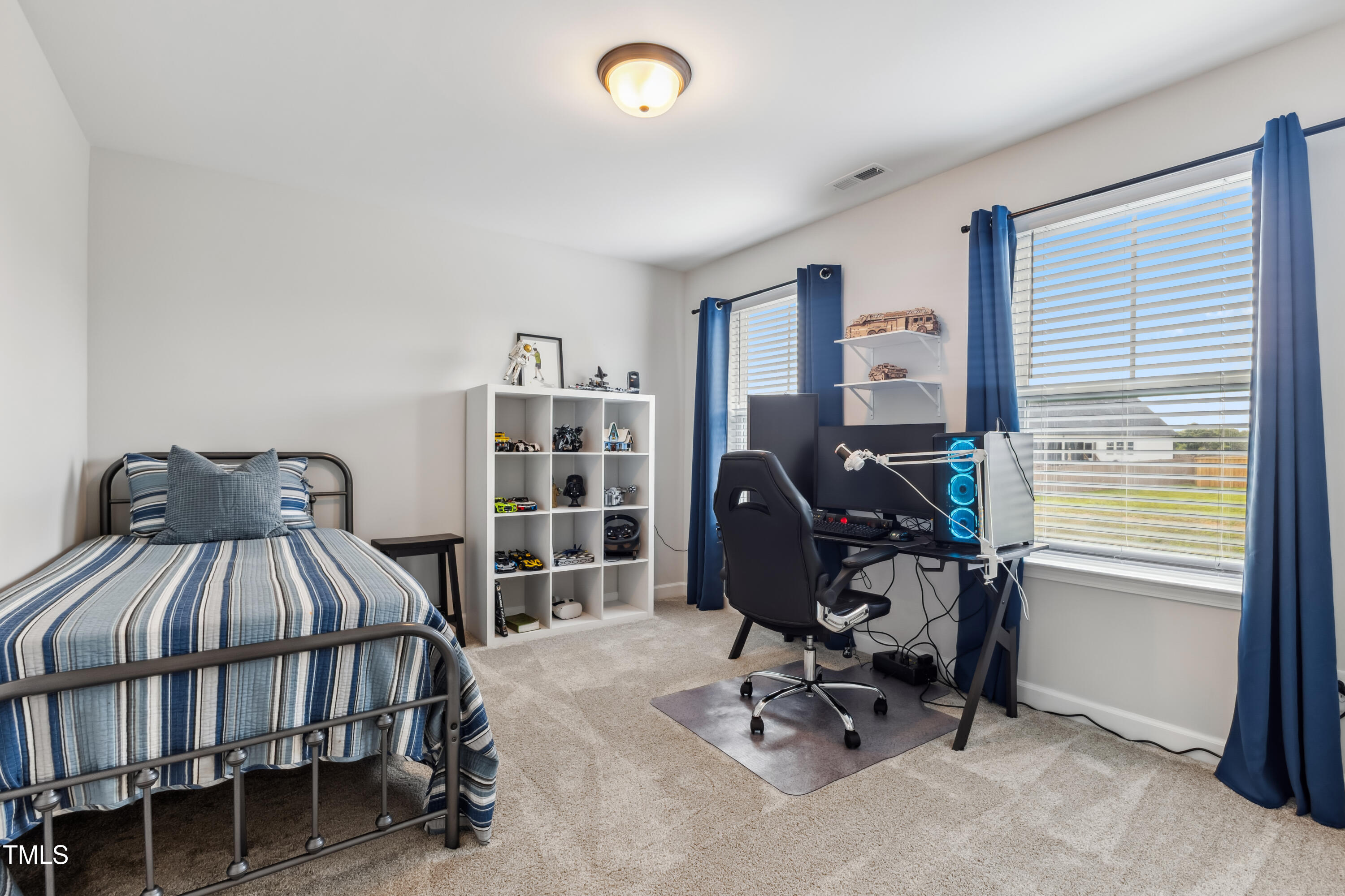 70 Noble Heart Place