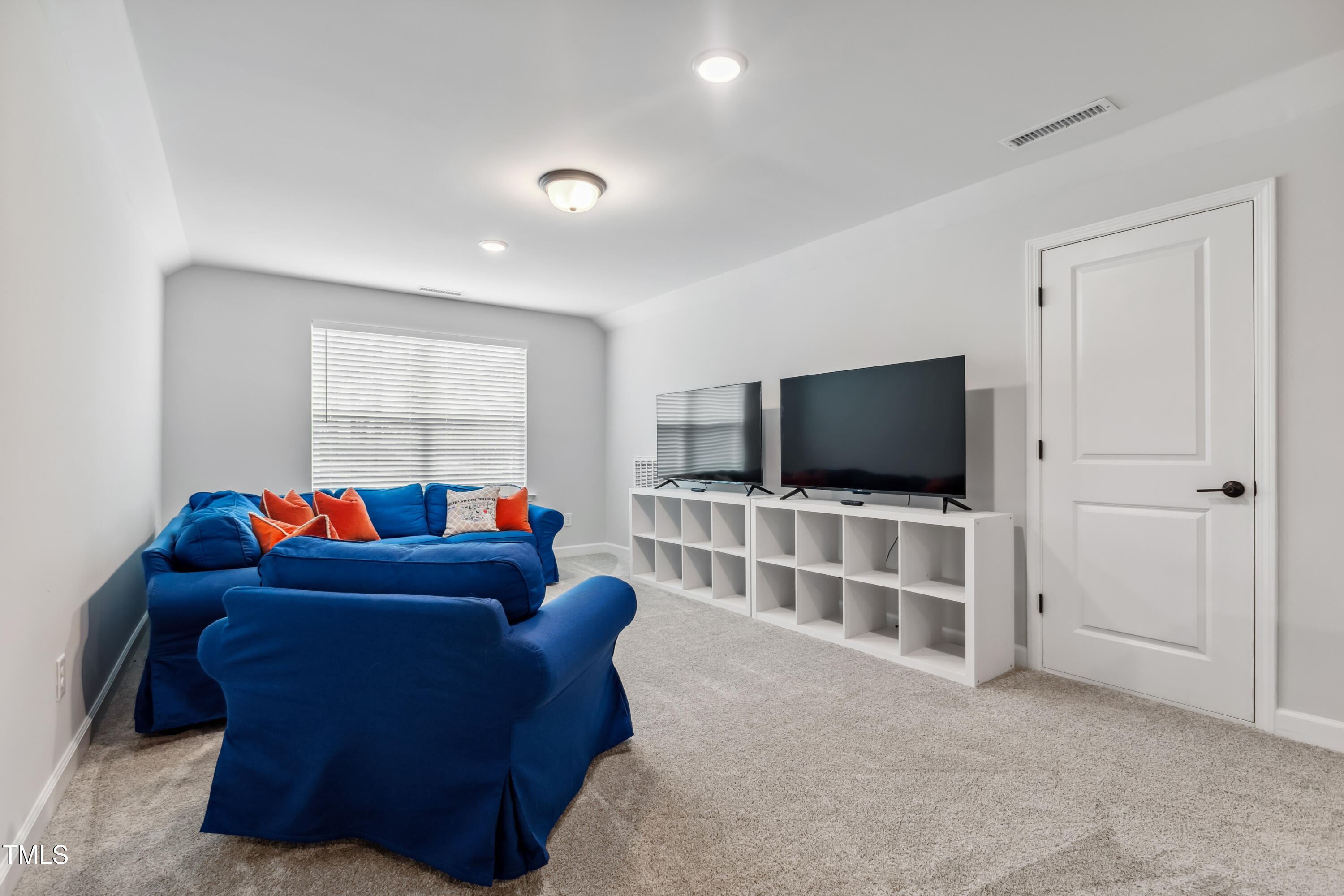 70 Noble Heart Place