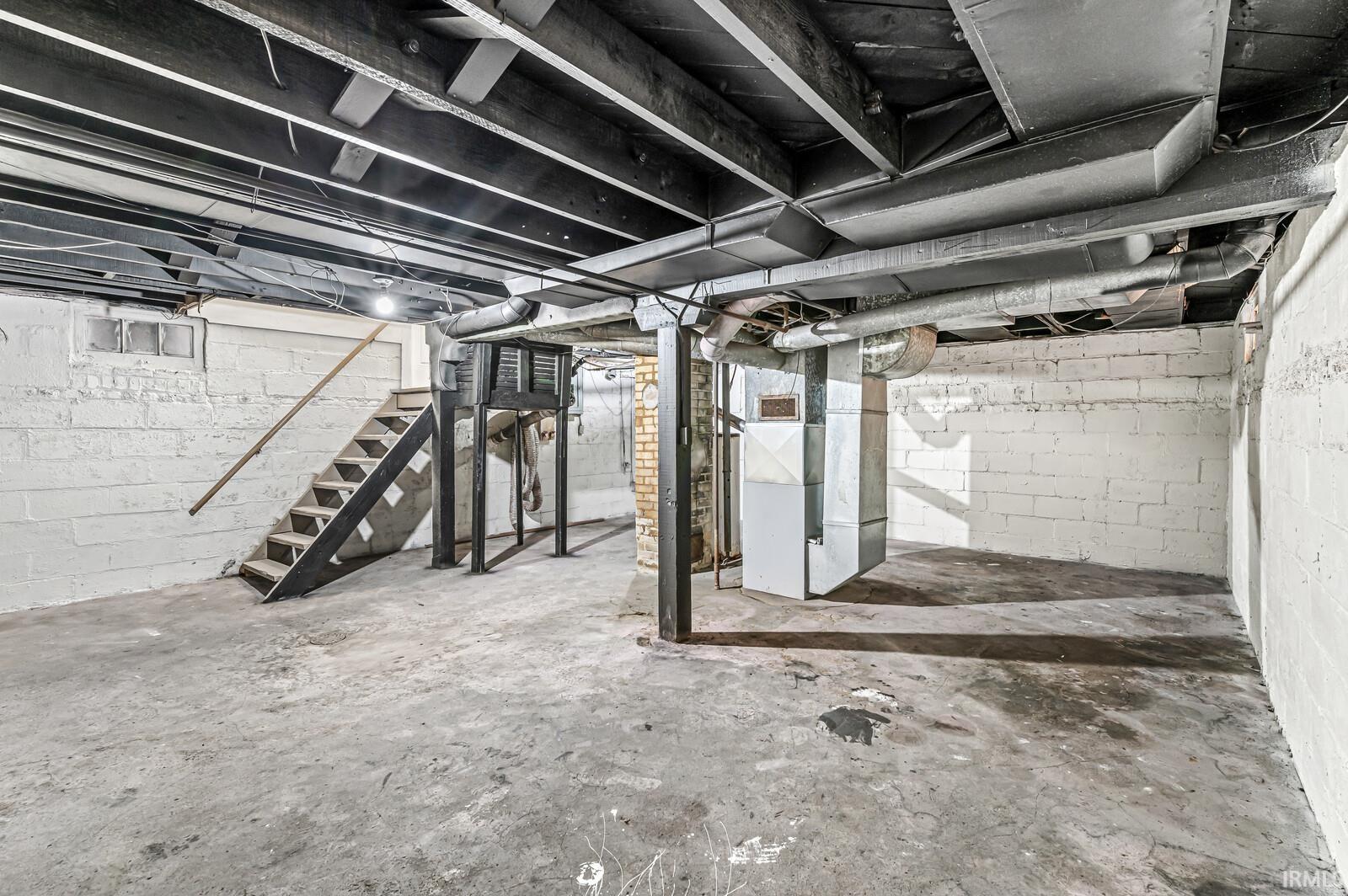 1142 N Brookfield Street