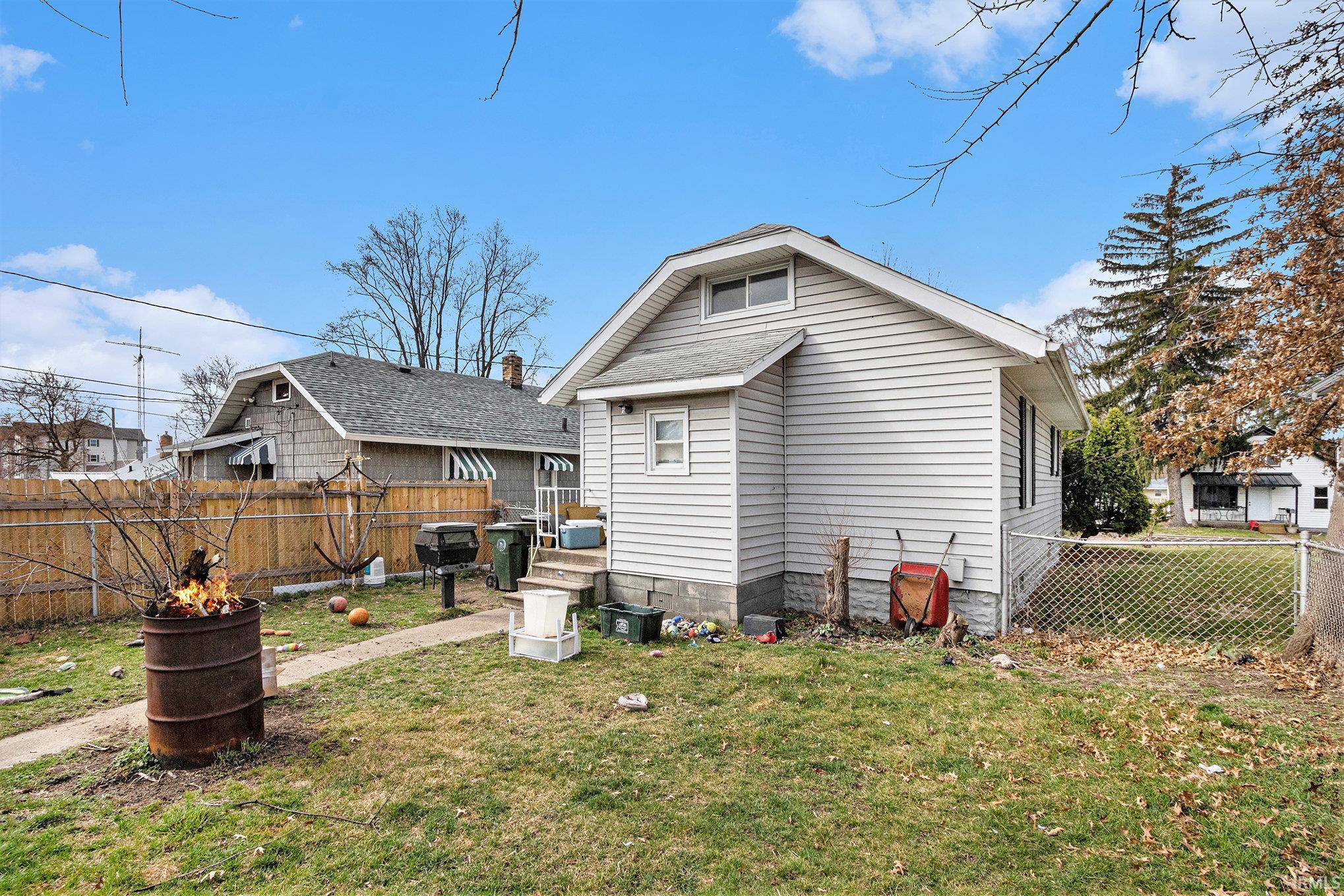 1134 N Kentucky Street