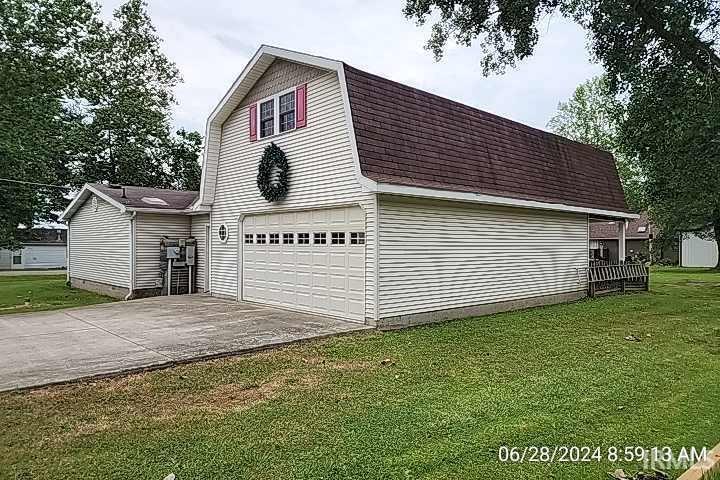 4284 Lakeshore Drive
