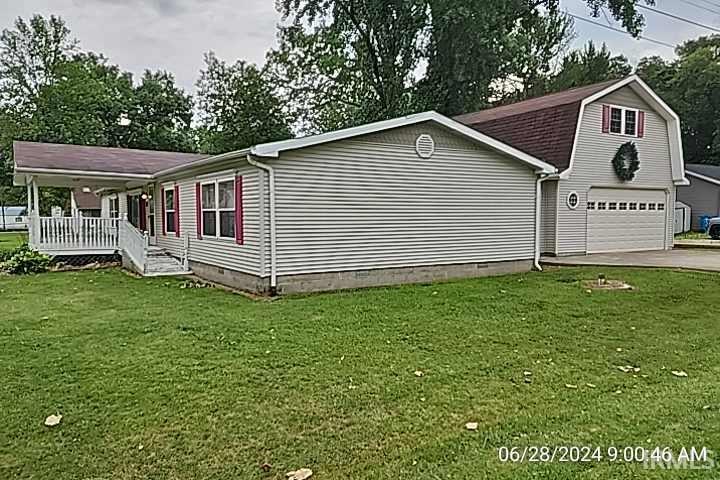 4284 Lakeshore Drive