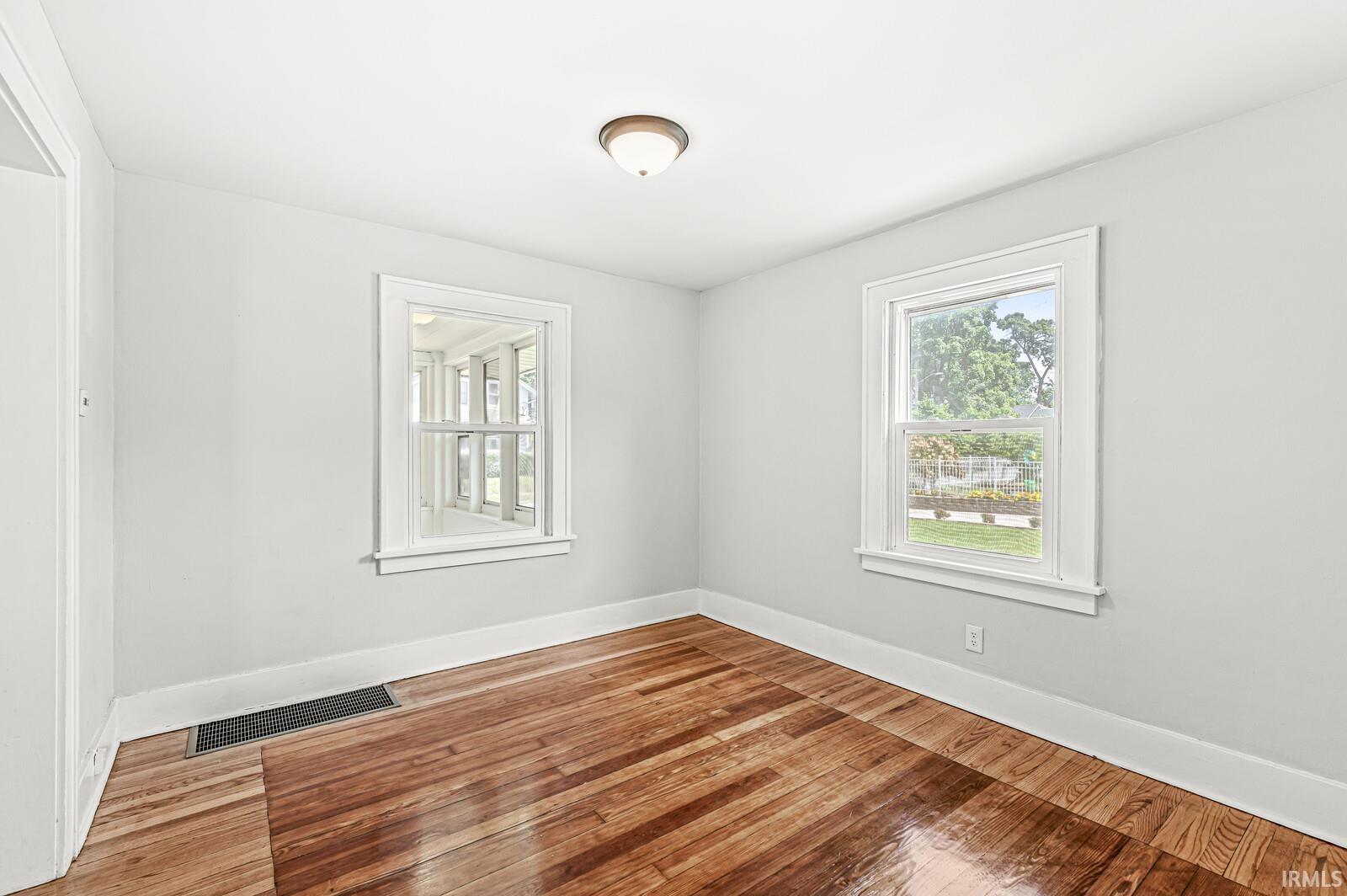 1120 E Dayton Street