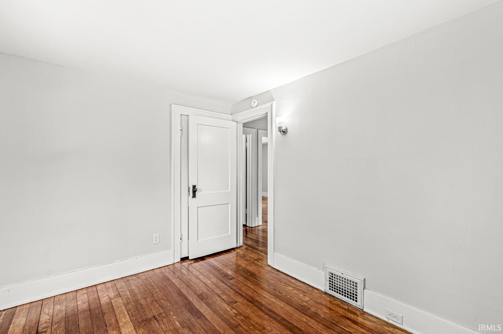 1120 E Dayton Street