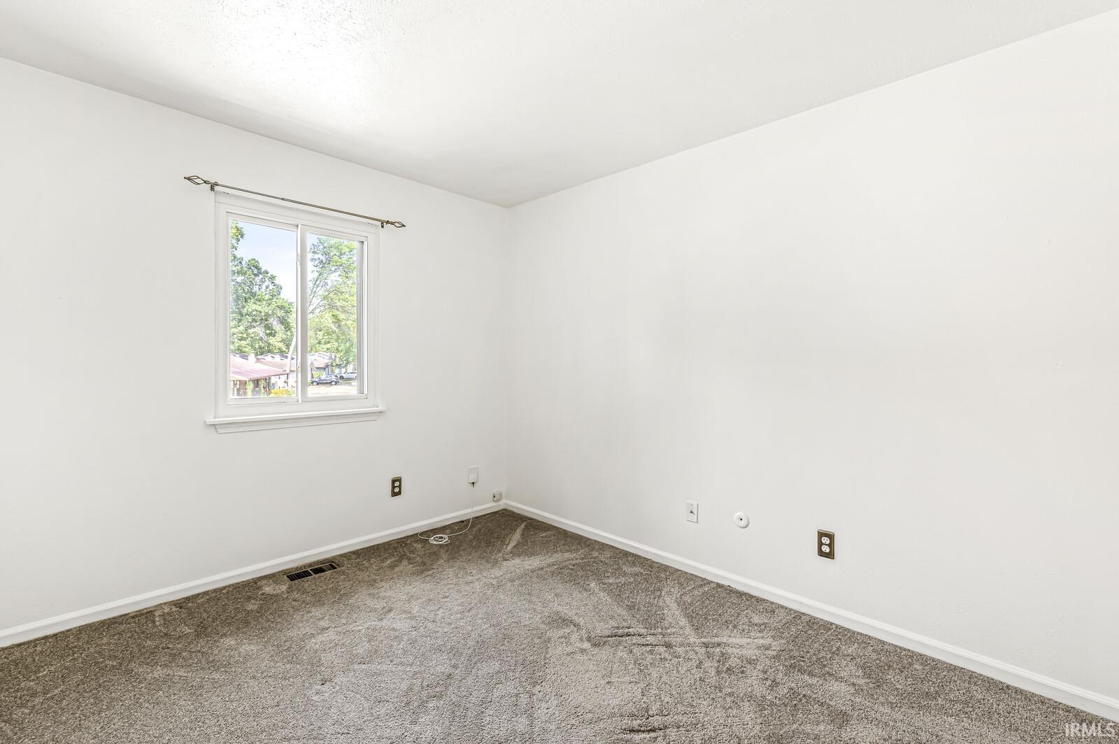 140 W Leyte Avenue