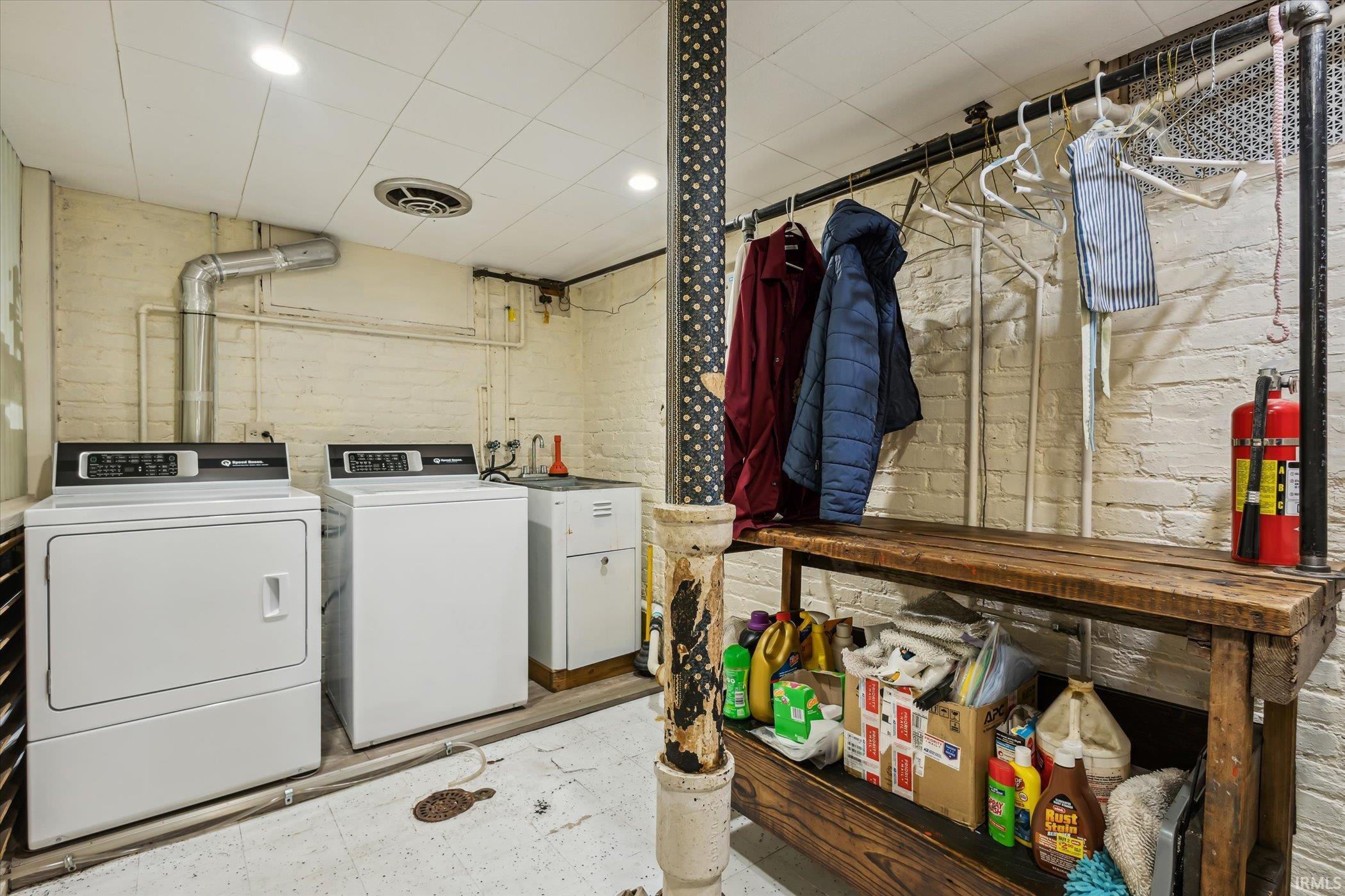 337 Edgewater Drive