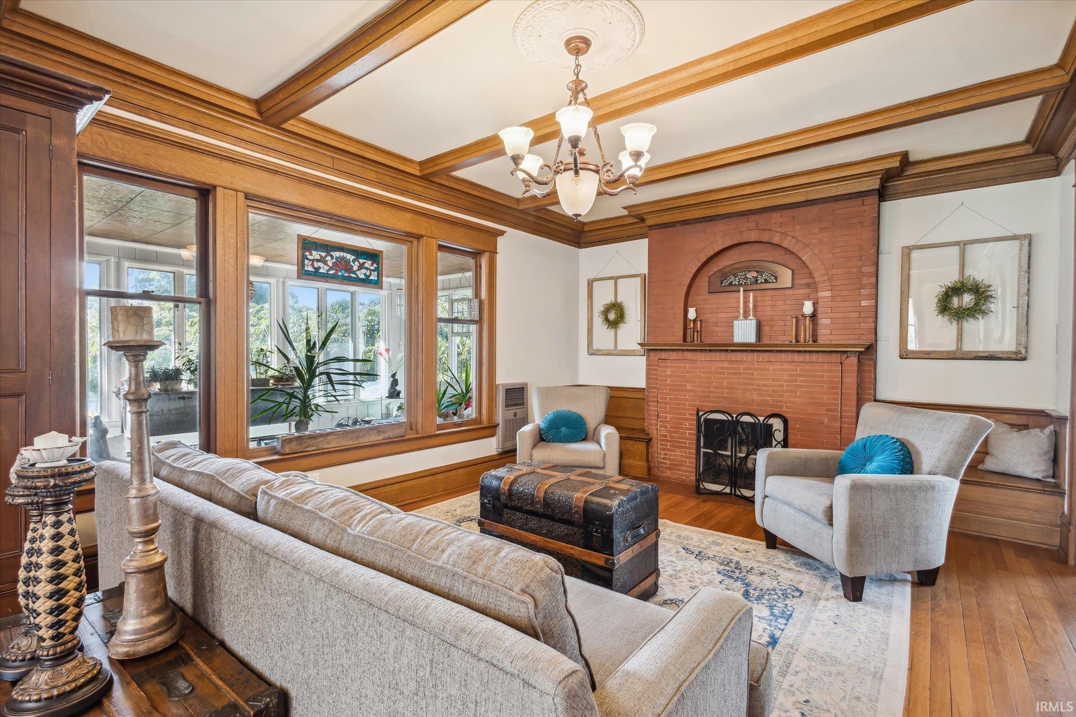 337 Edgewater Drive