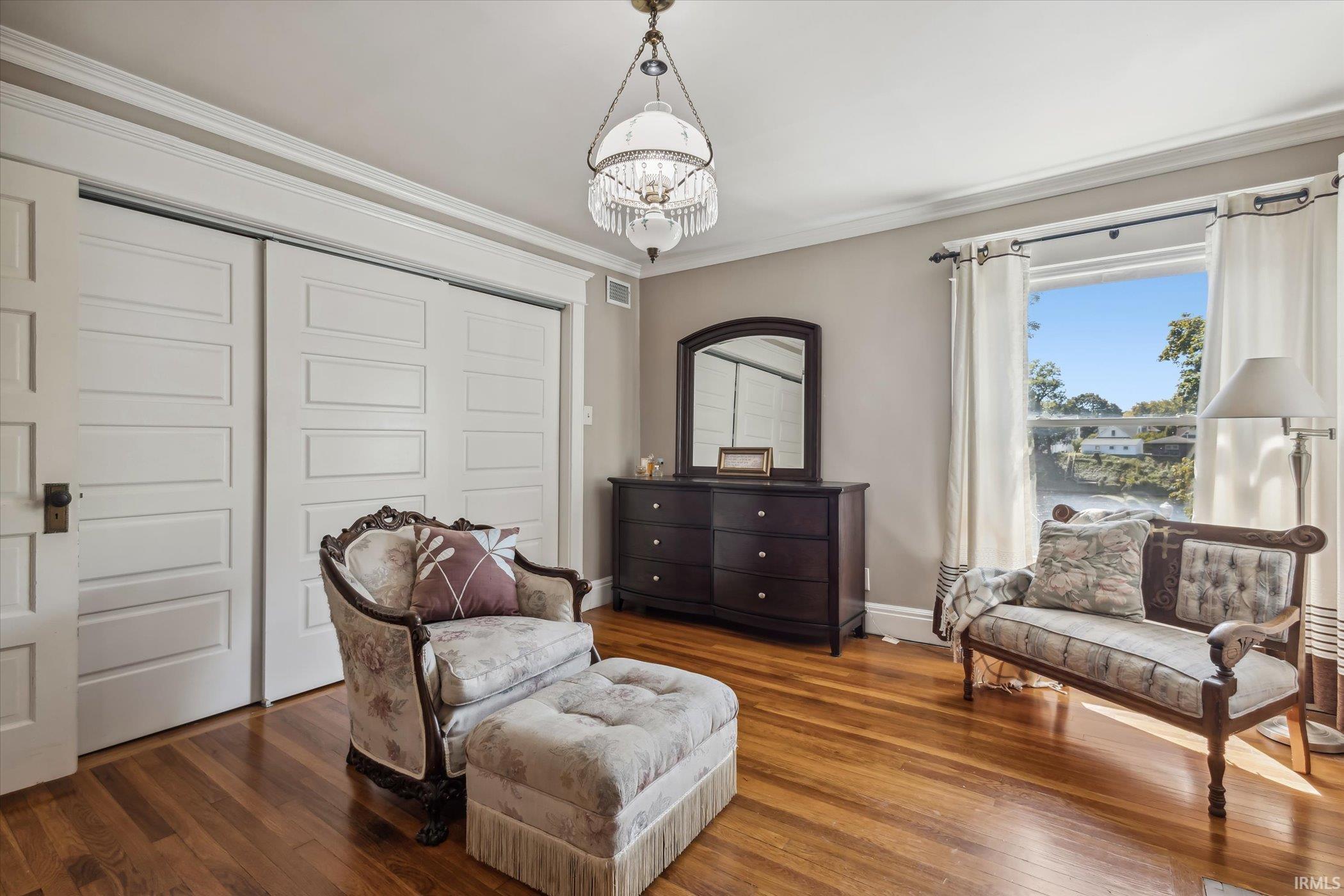 337 Edgewater Drive