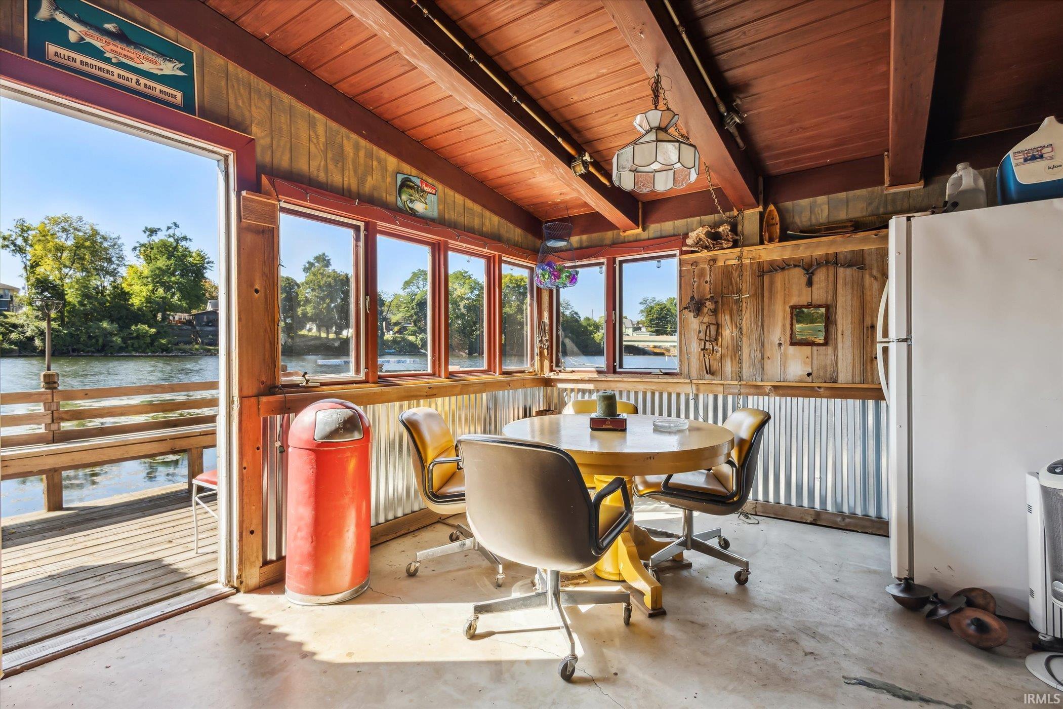 337 Edgewater Drive