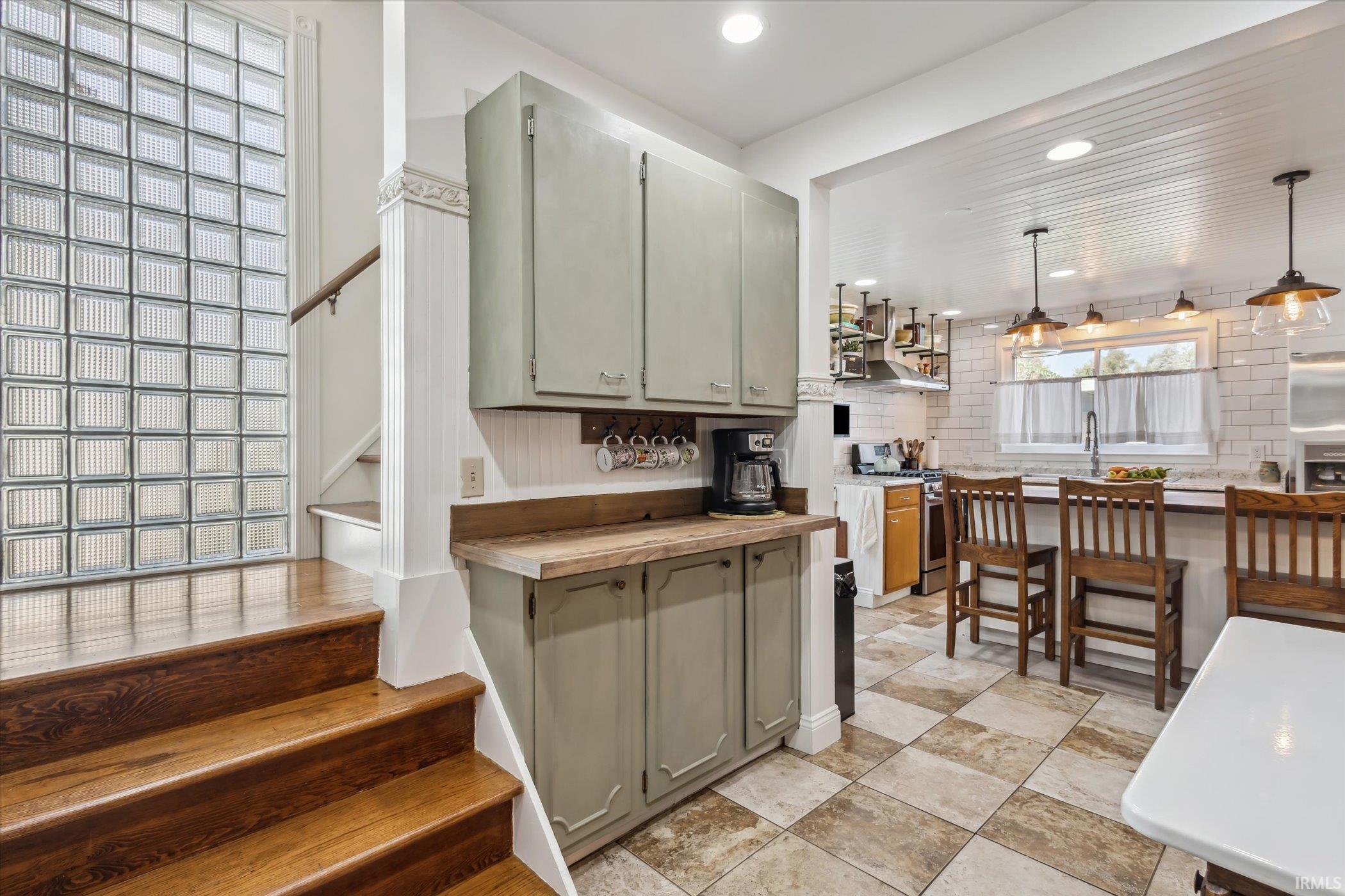 337 Edgewater Drive