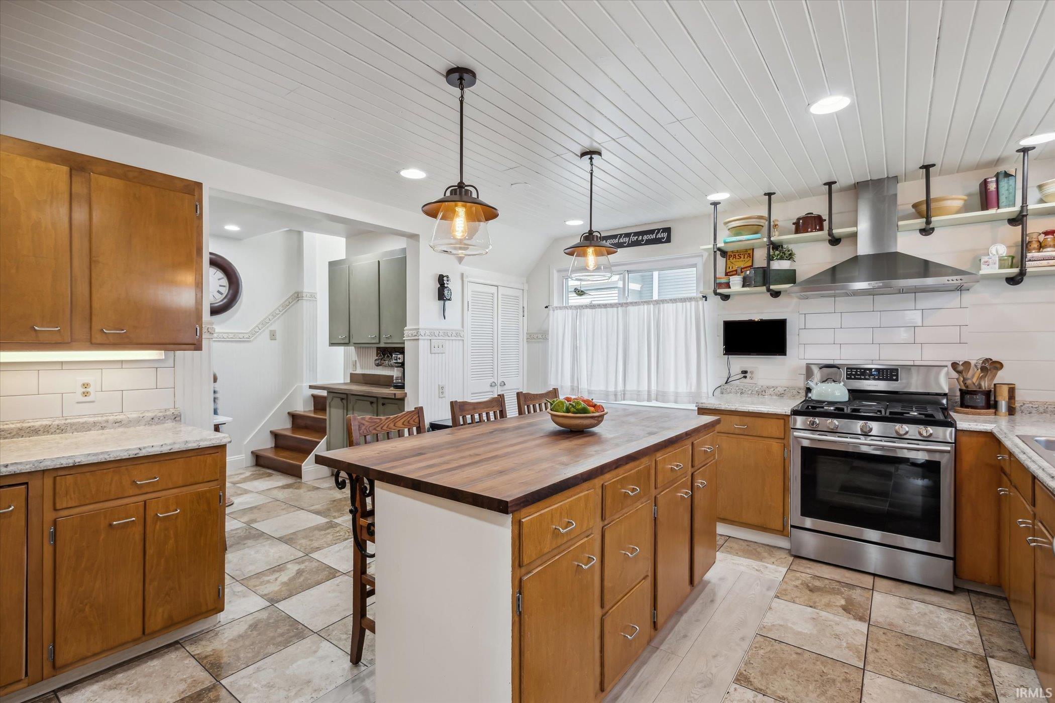 337 Edgewater Drive