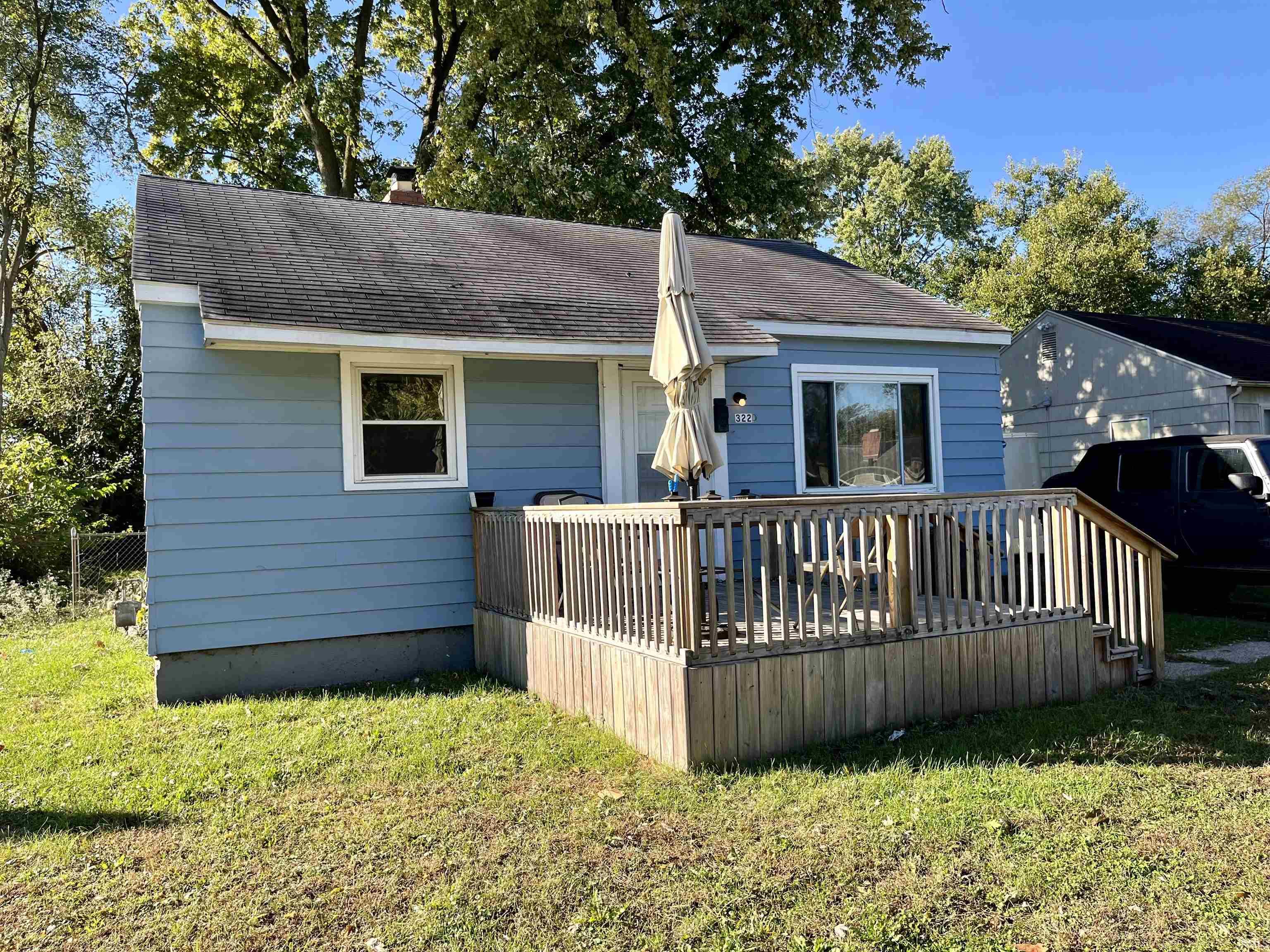 3220 Vermont Place