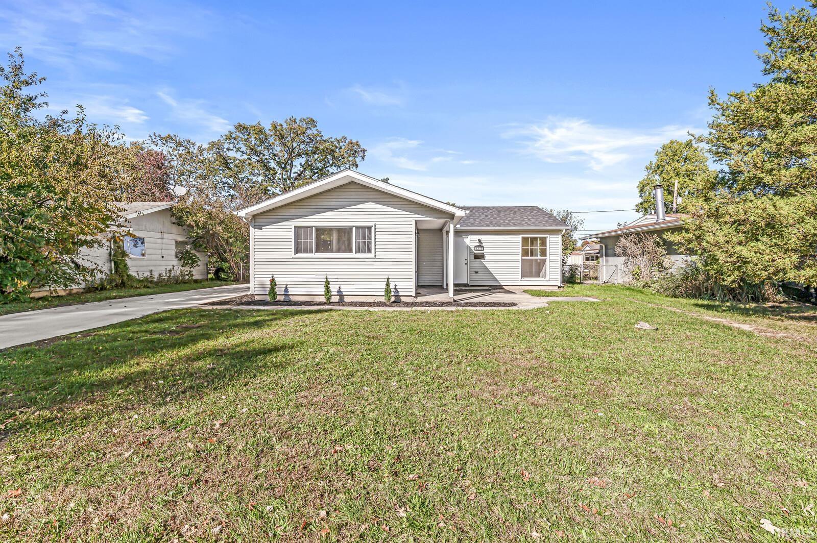 3215 Voll Lane