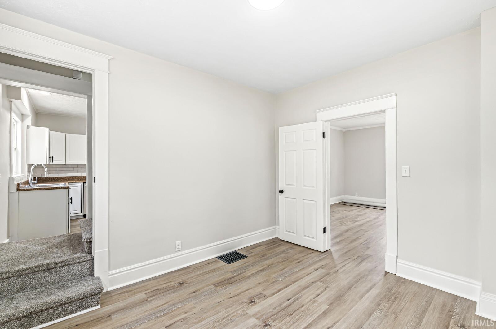 1136 E Madison Street