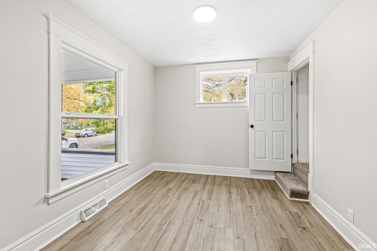 1136 E Madison Street