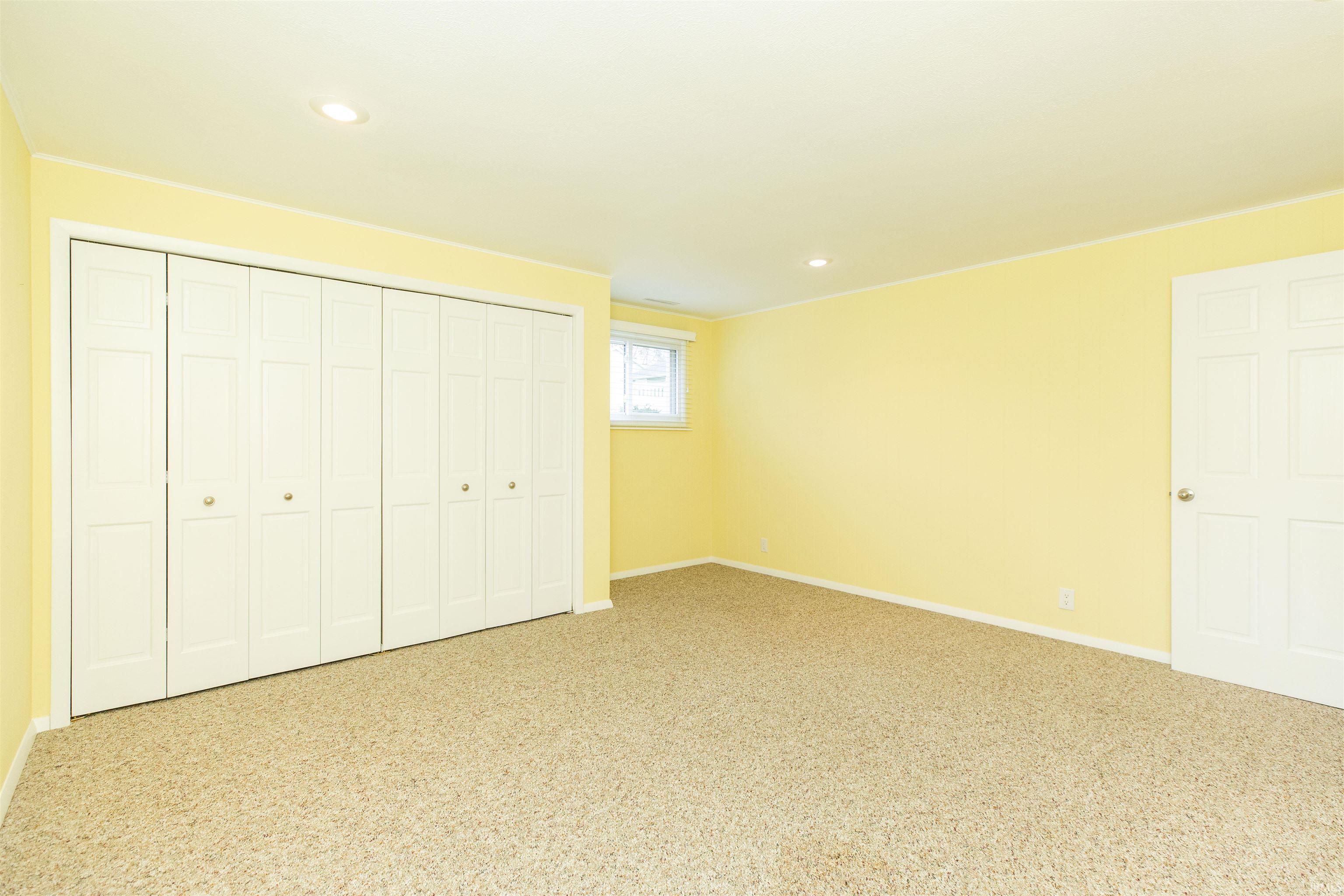 1615 Georgian Drive