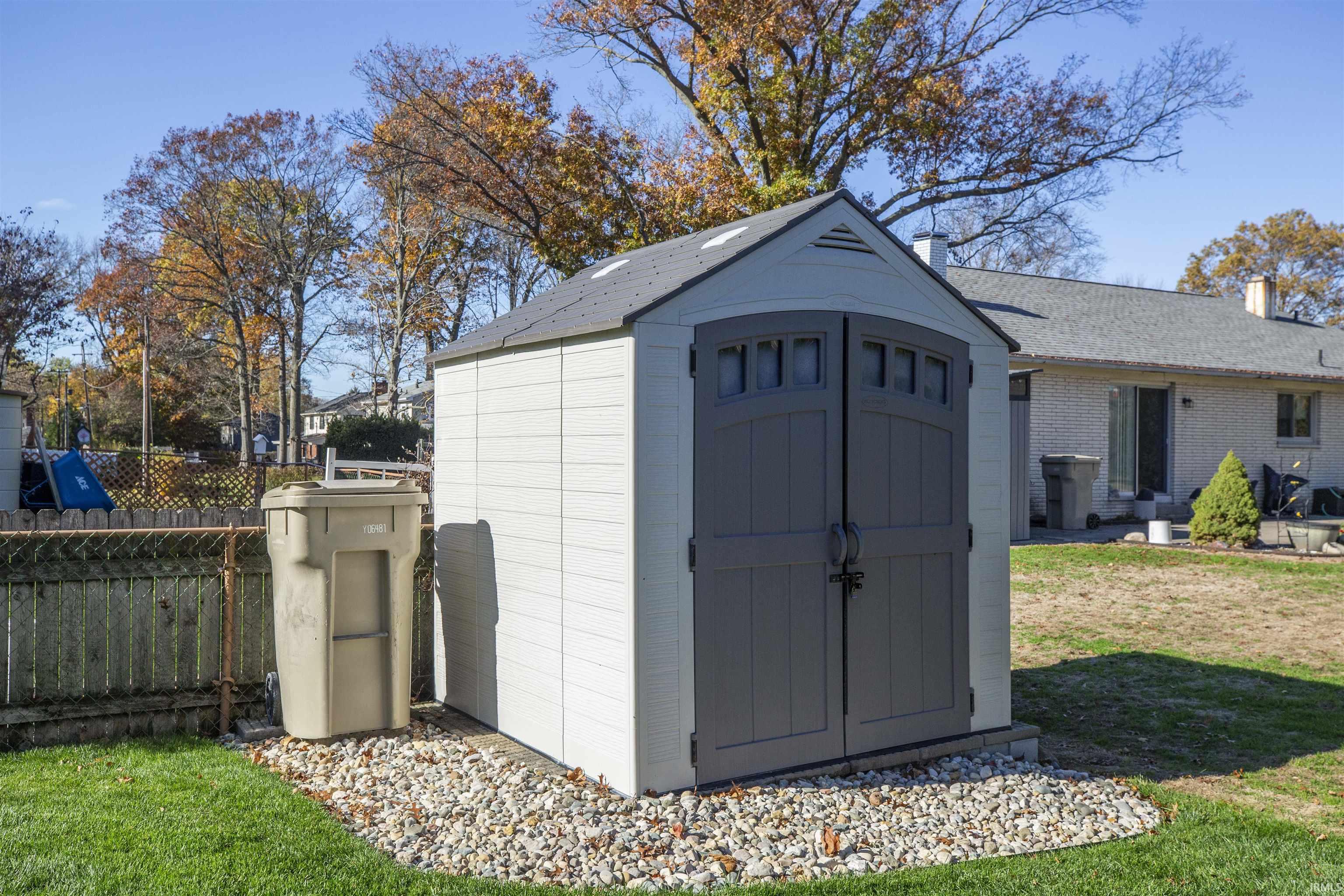 1615 Georgian Drive