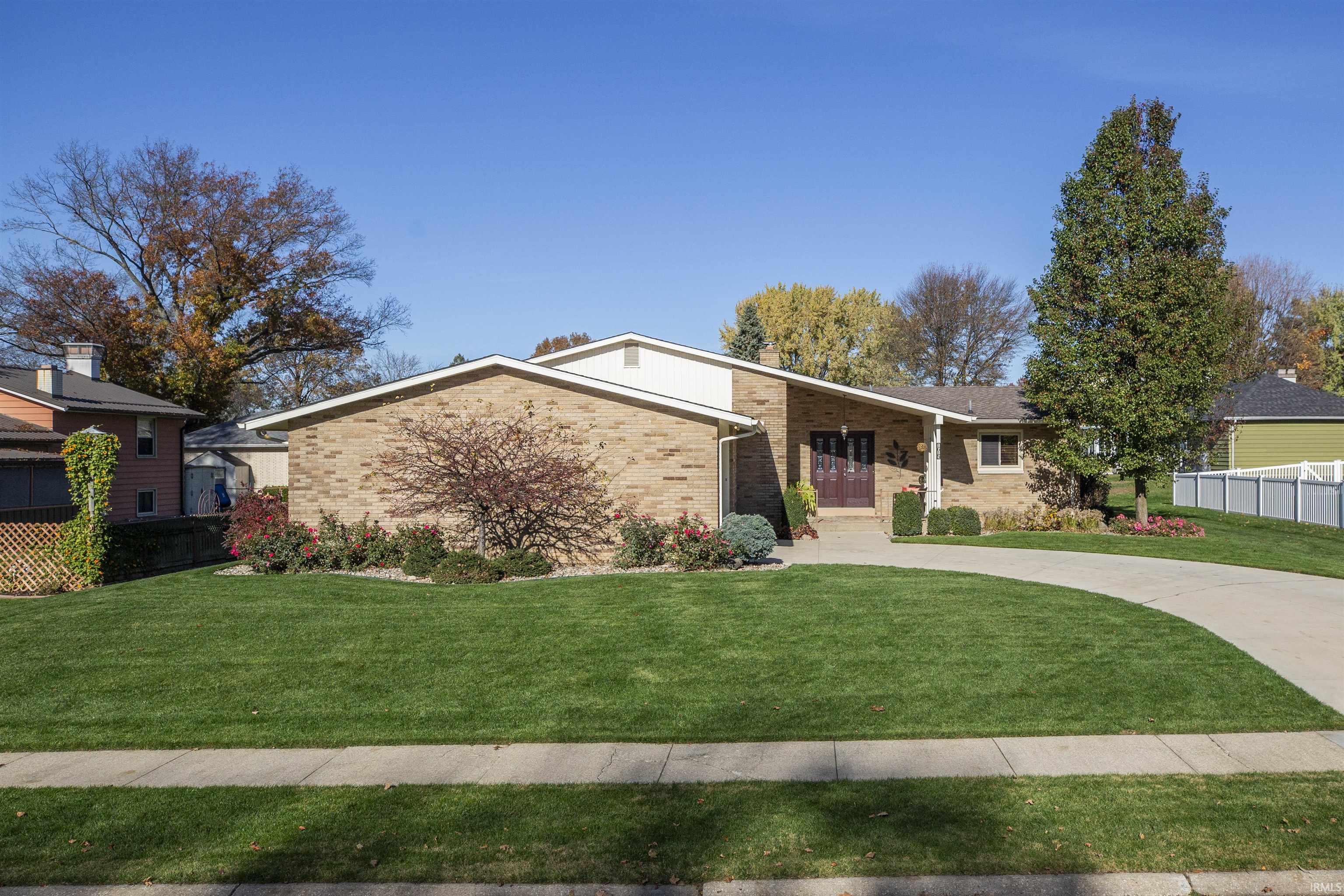 1615 Georgian Drive