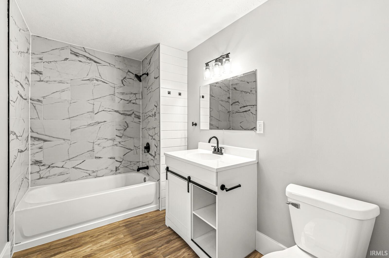 1236 E Madison Street