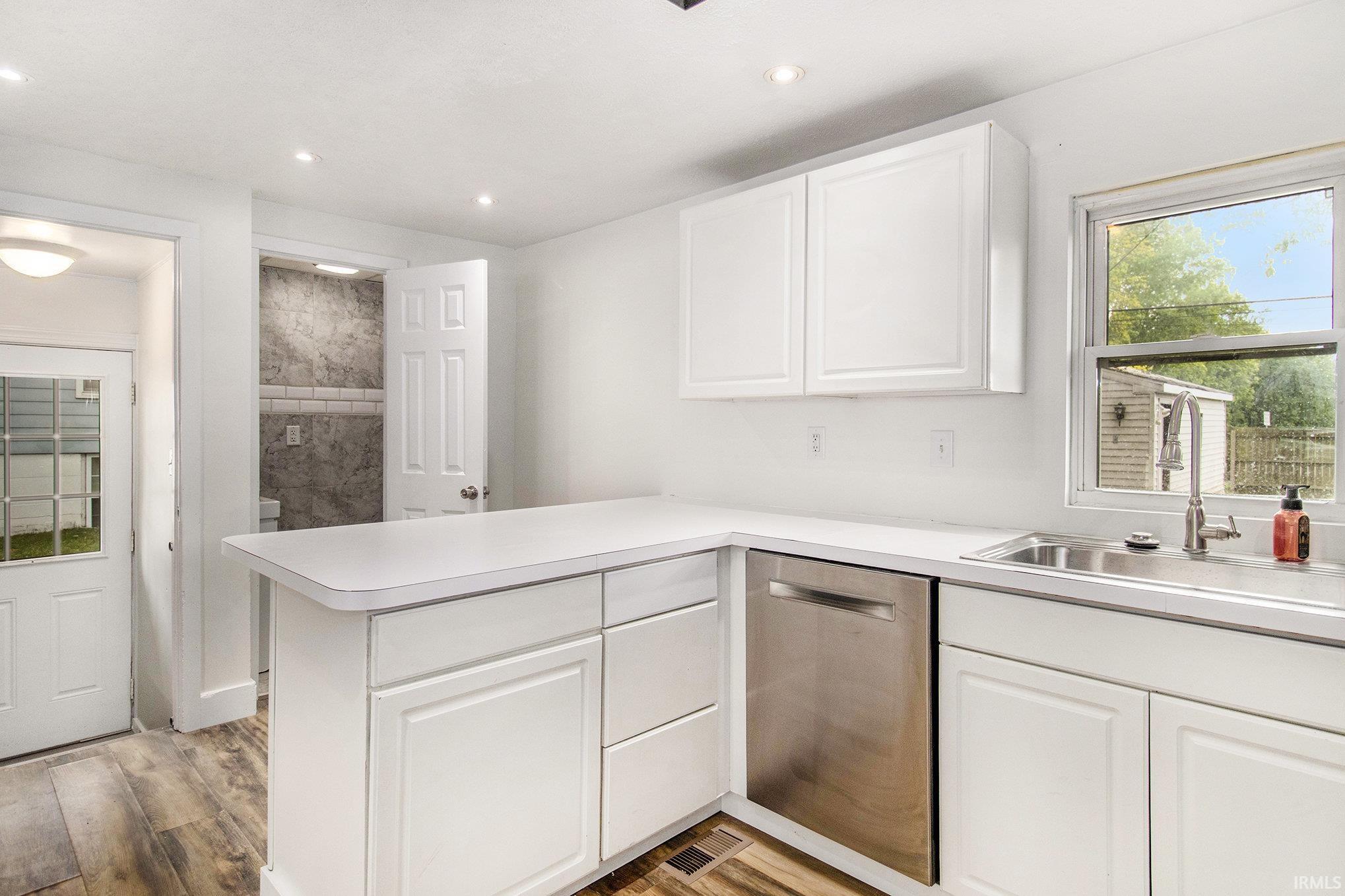 2320 Normandy Drive