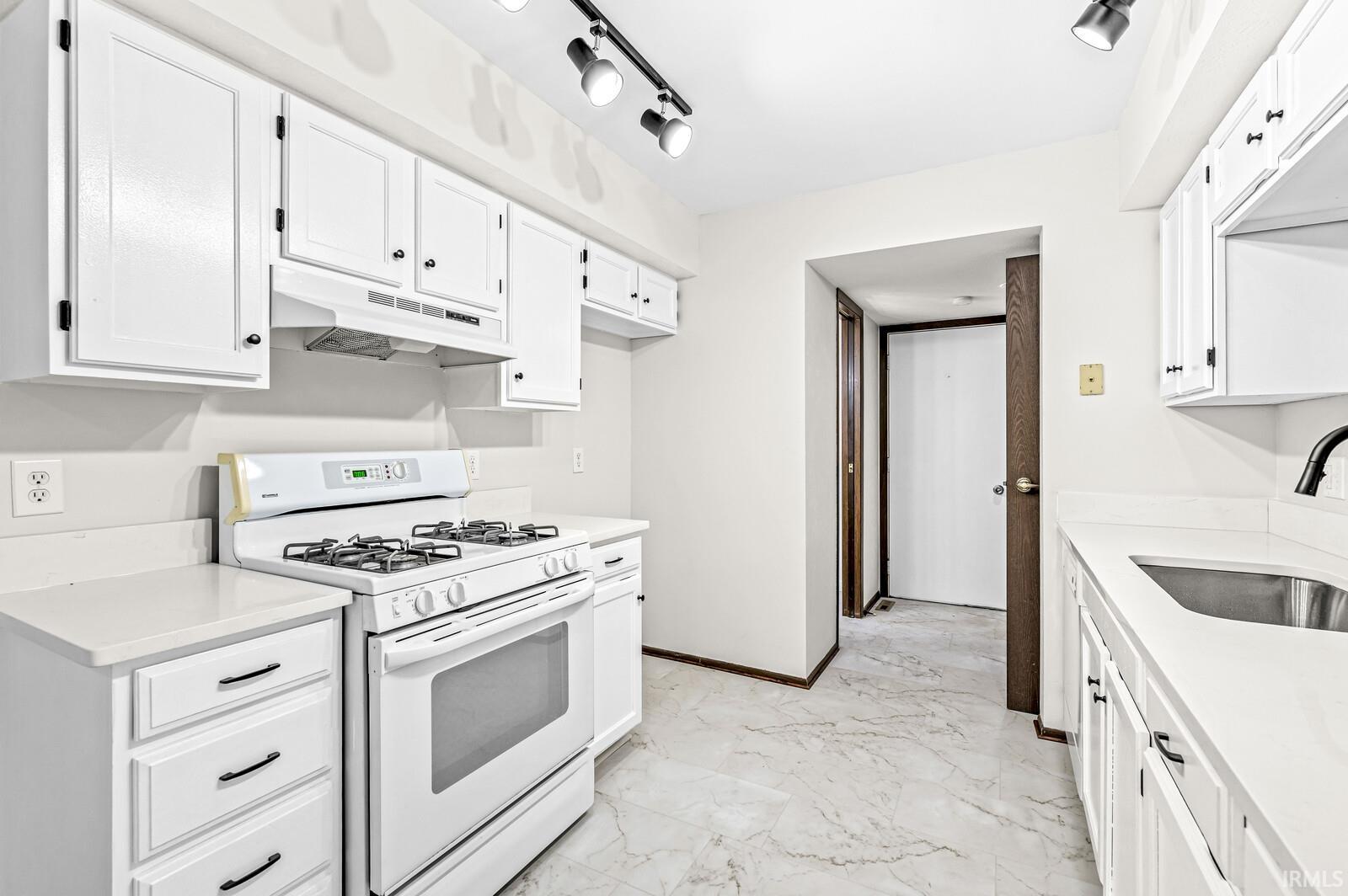 18151 Field Court