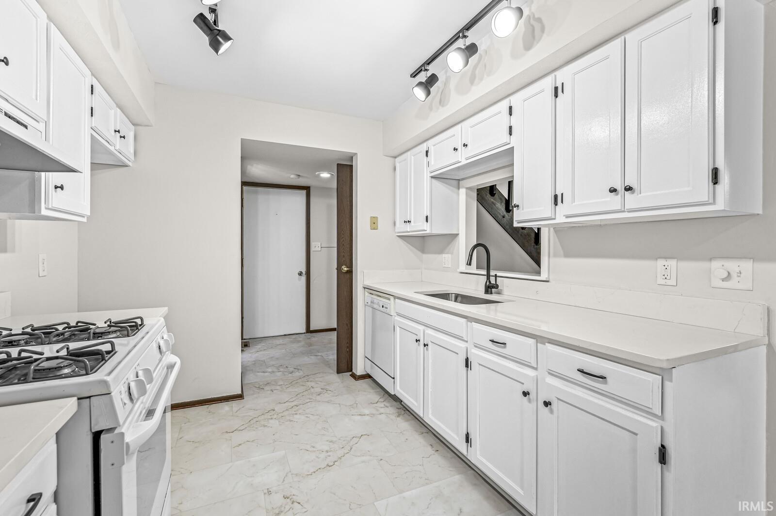 18151 Field Court