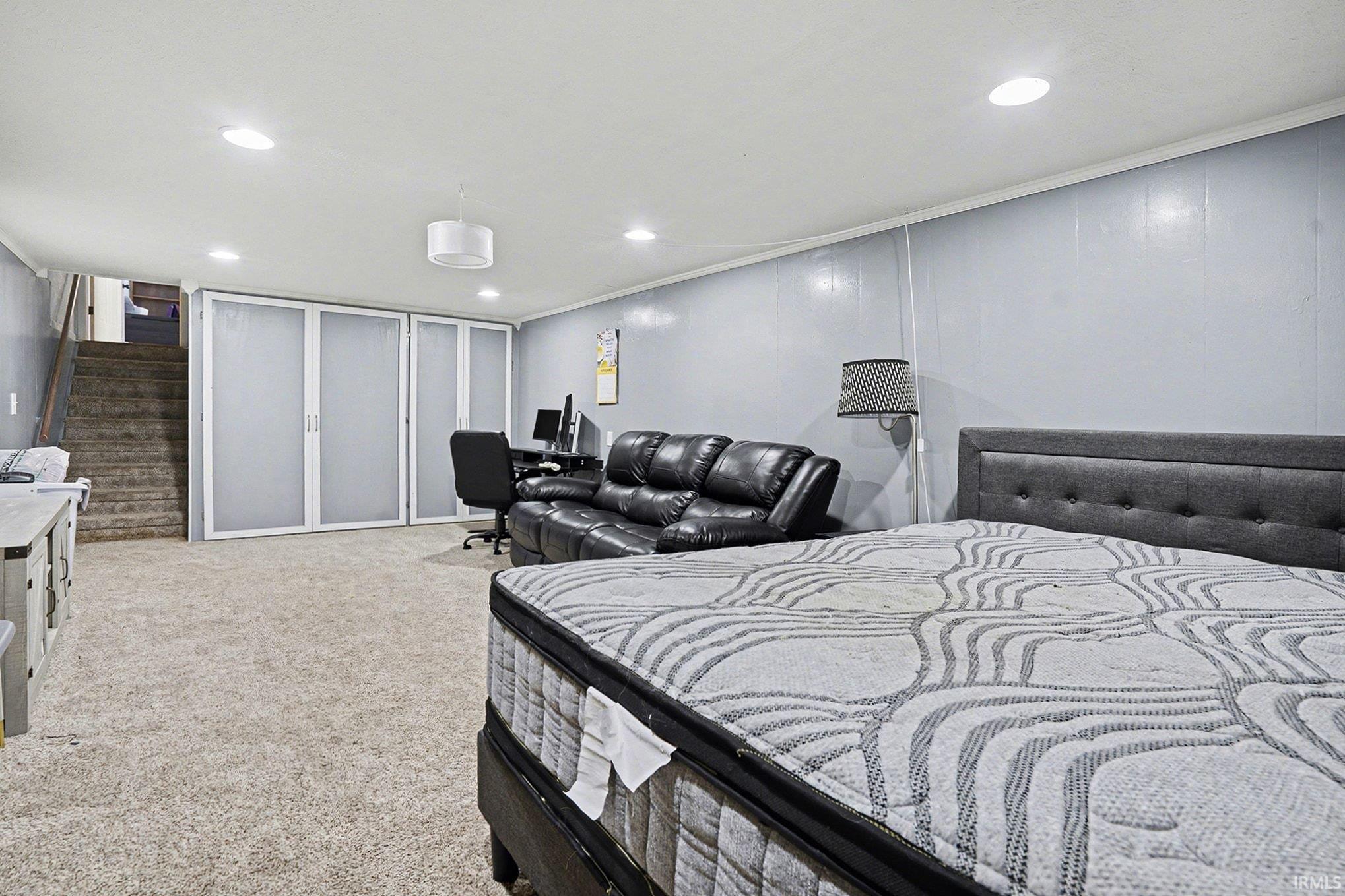 2412 Kenilworth Drive