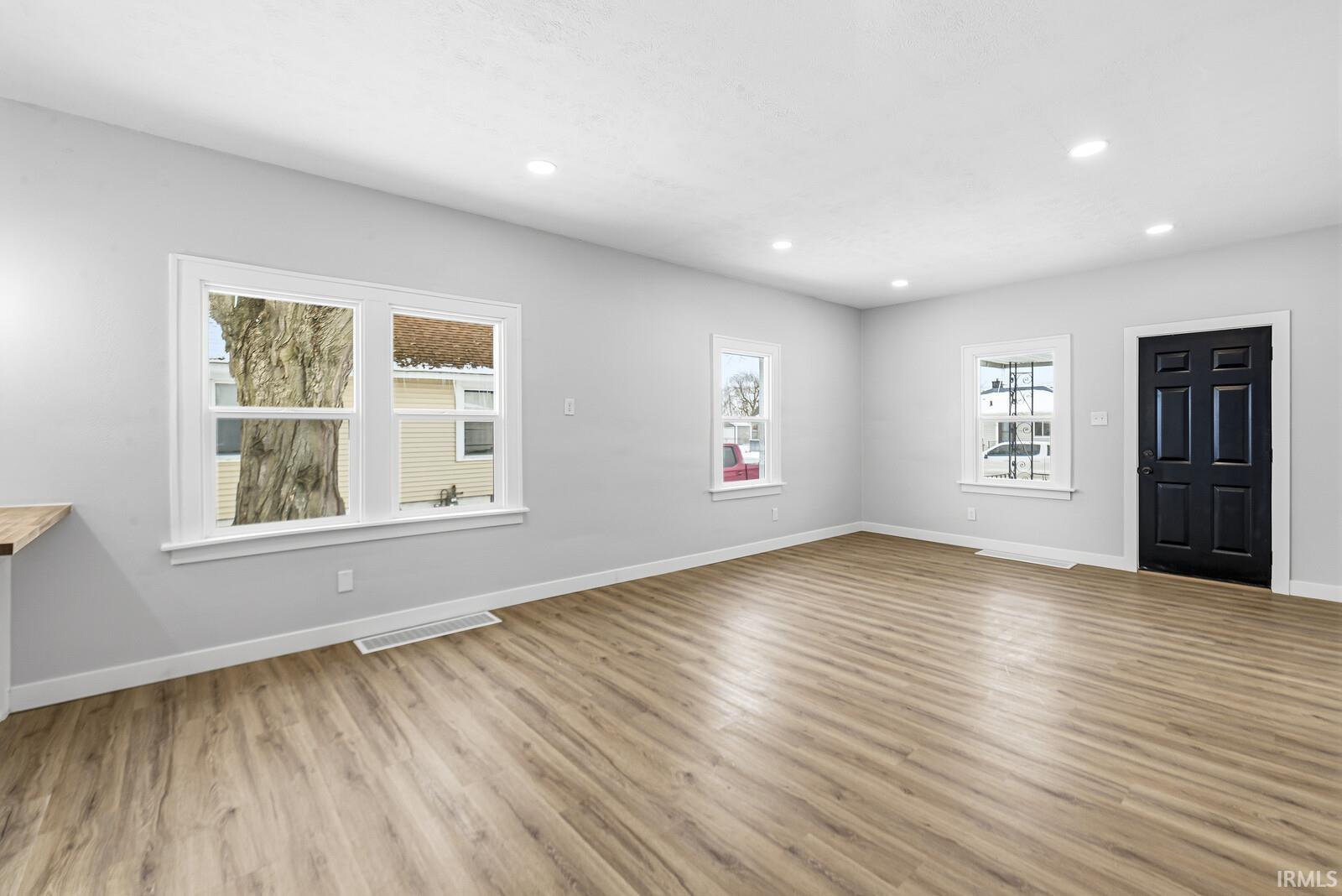 1508 E 4th Street
