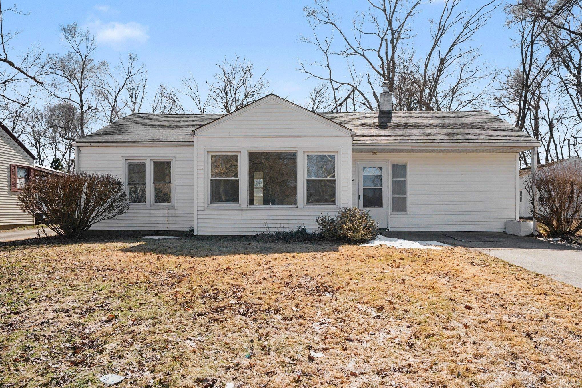 122 E Willow Drive