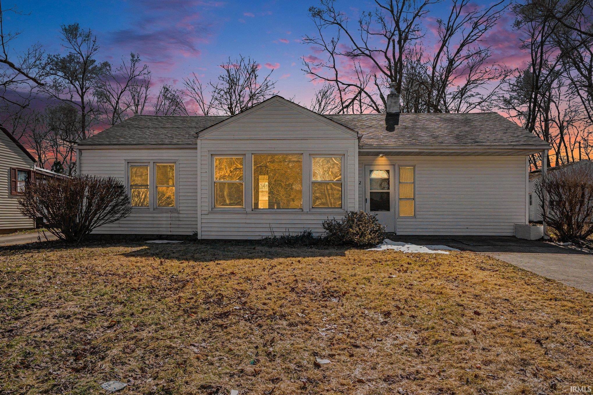 122 E Willow Drive