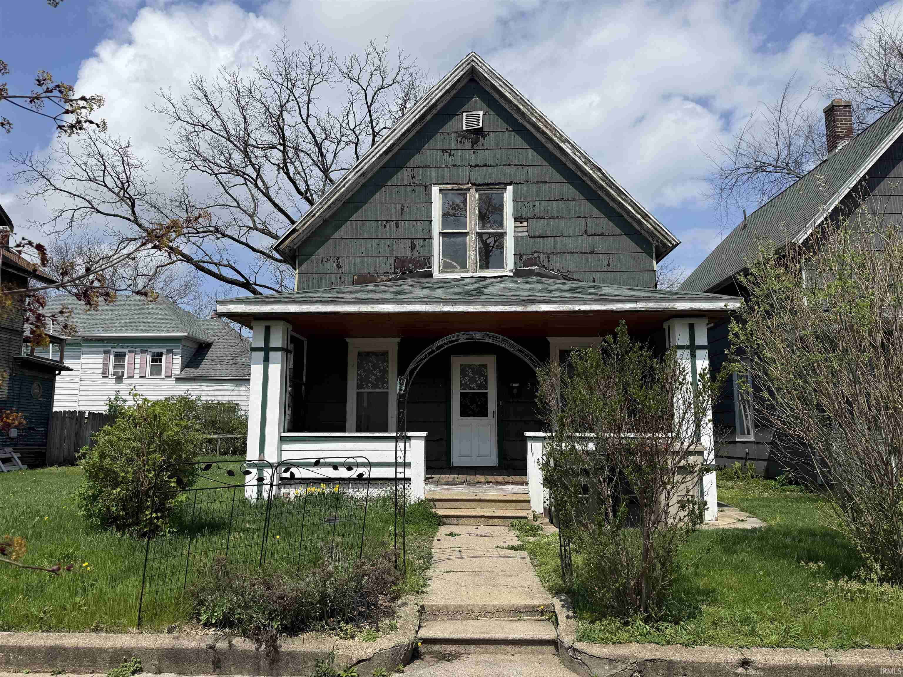 319 W Madison Street