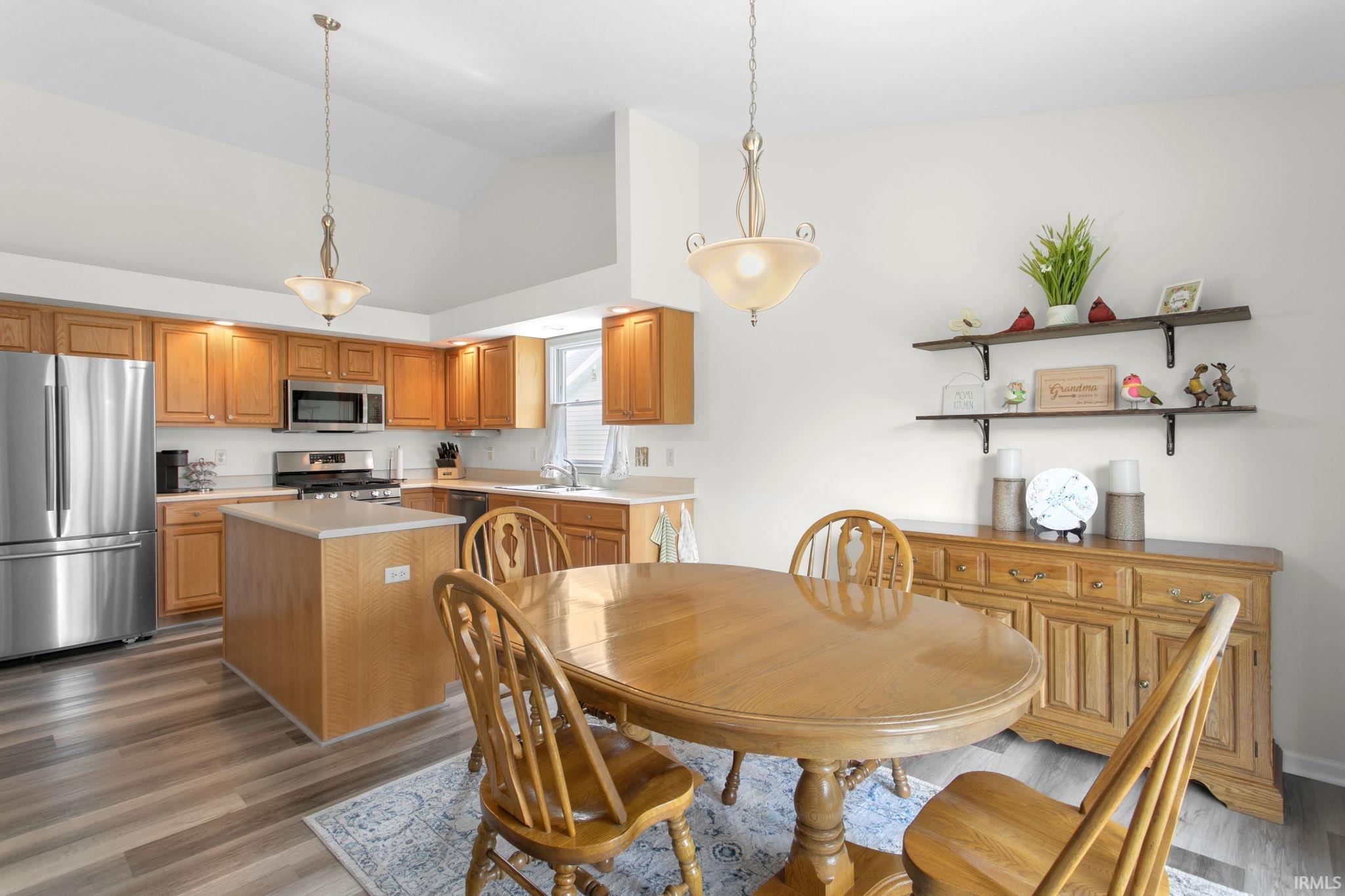5570 Garden Terrace