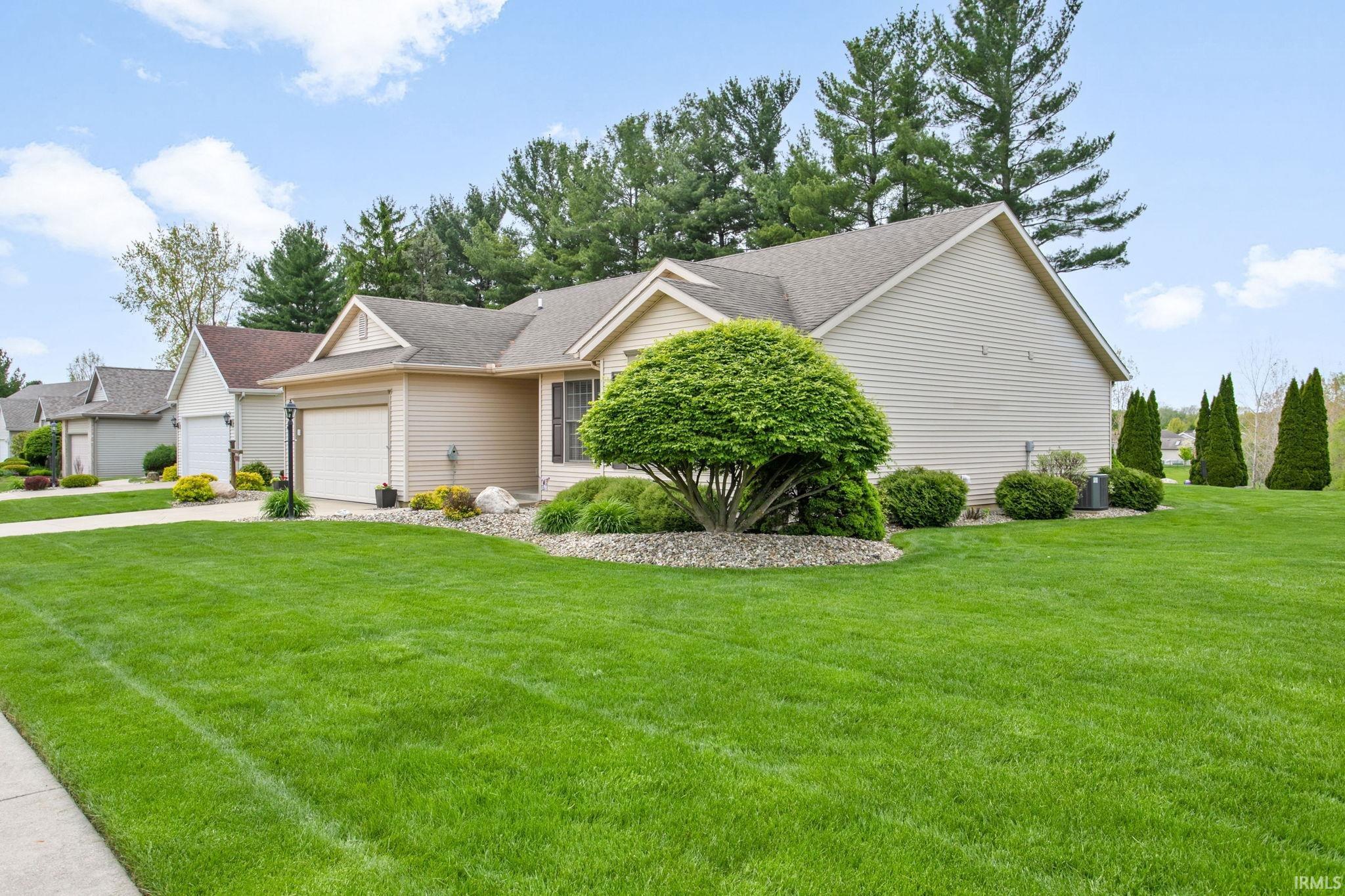 5570 Garden Terrace