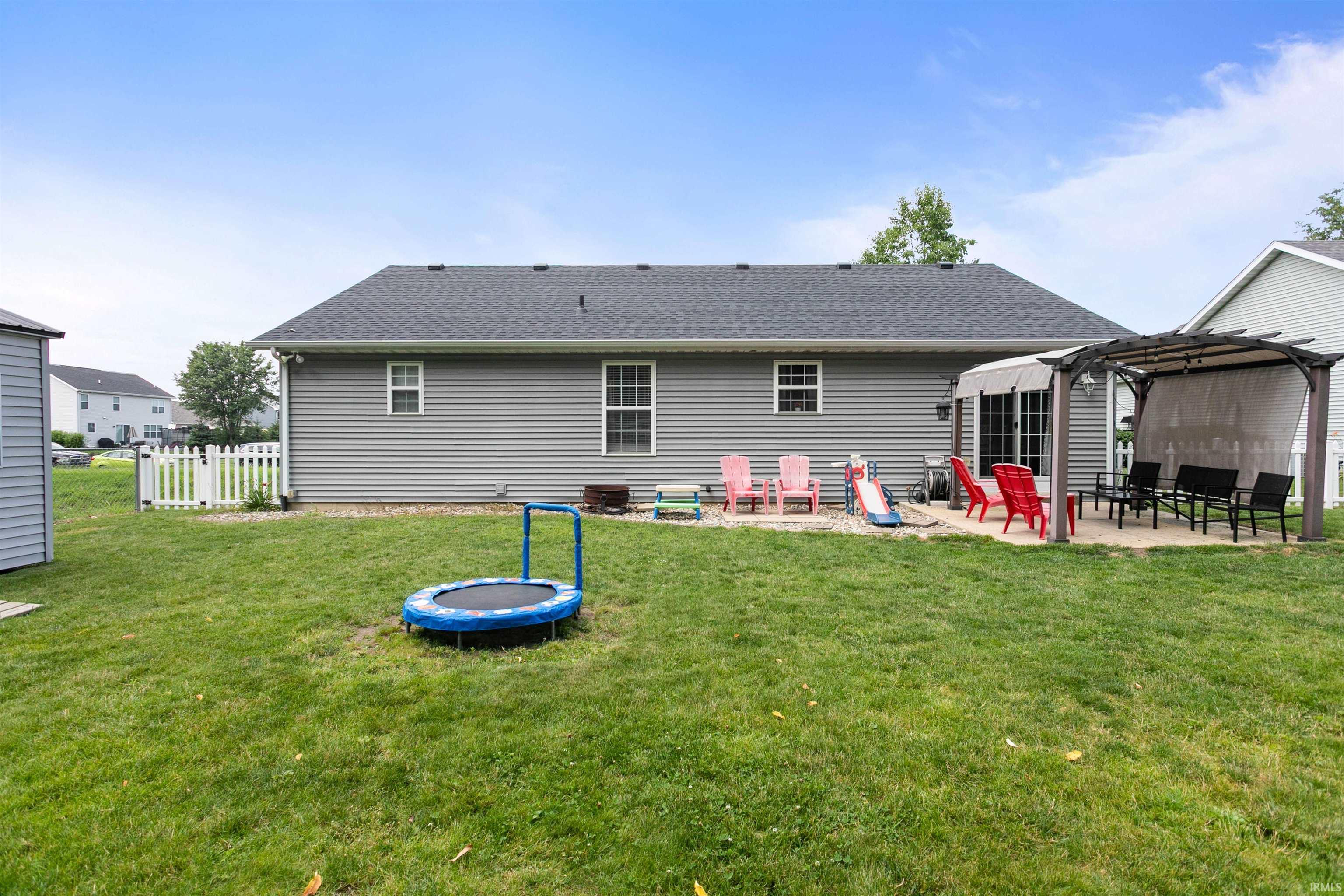 1507 Kingsman Way