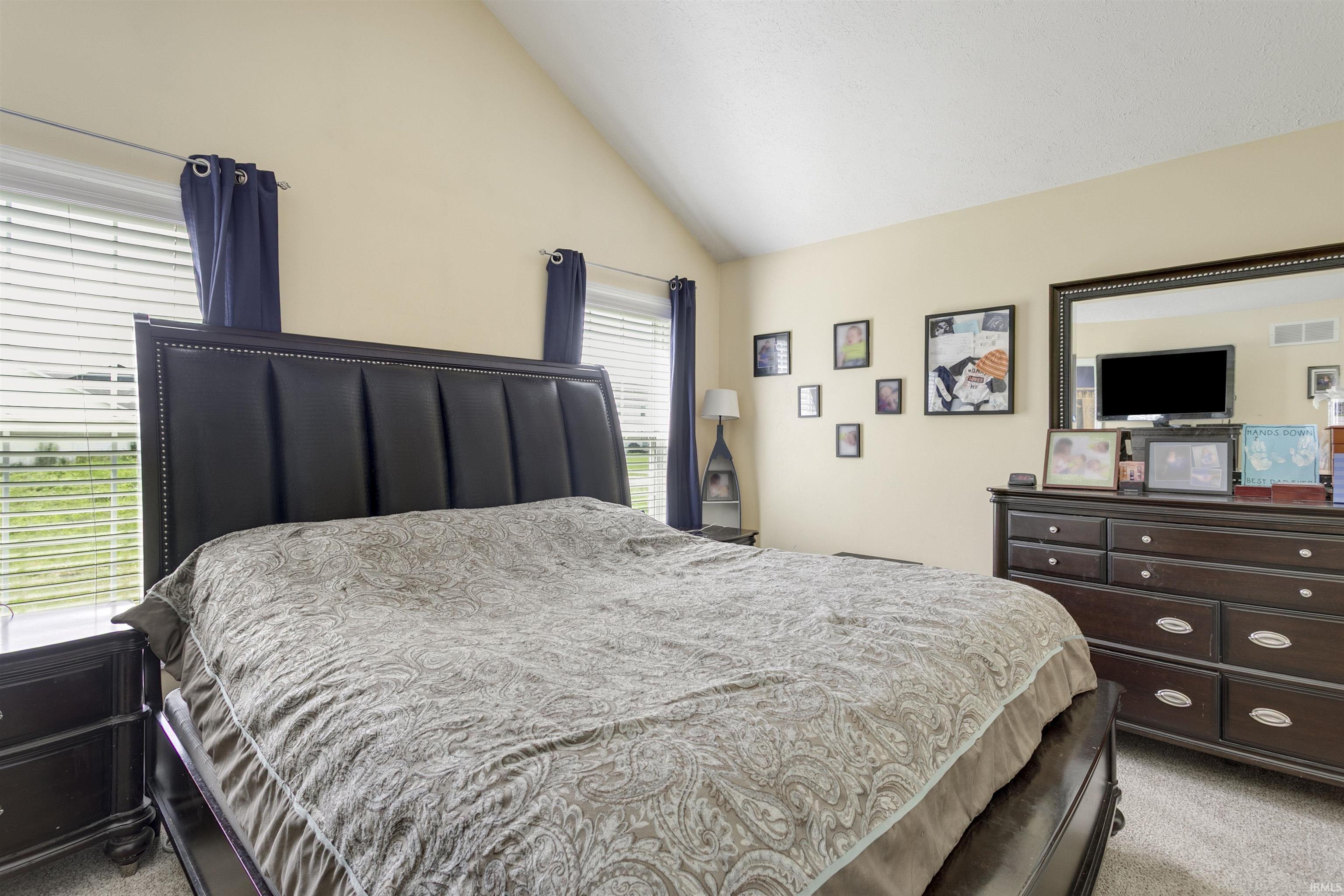 1507 Kingsman Way