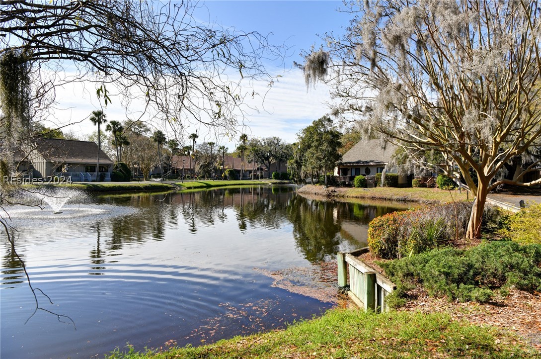 45 Queens Folly Road Unit: 751