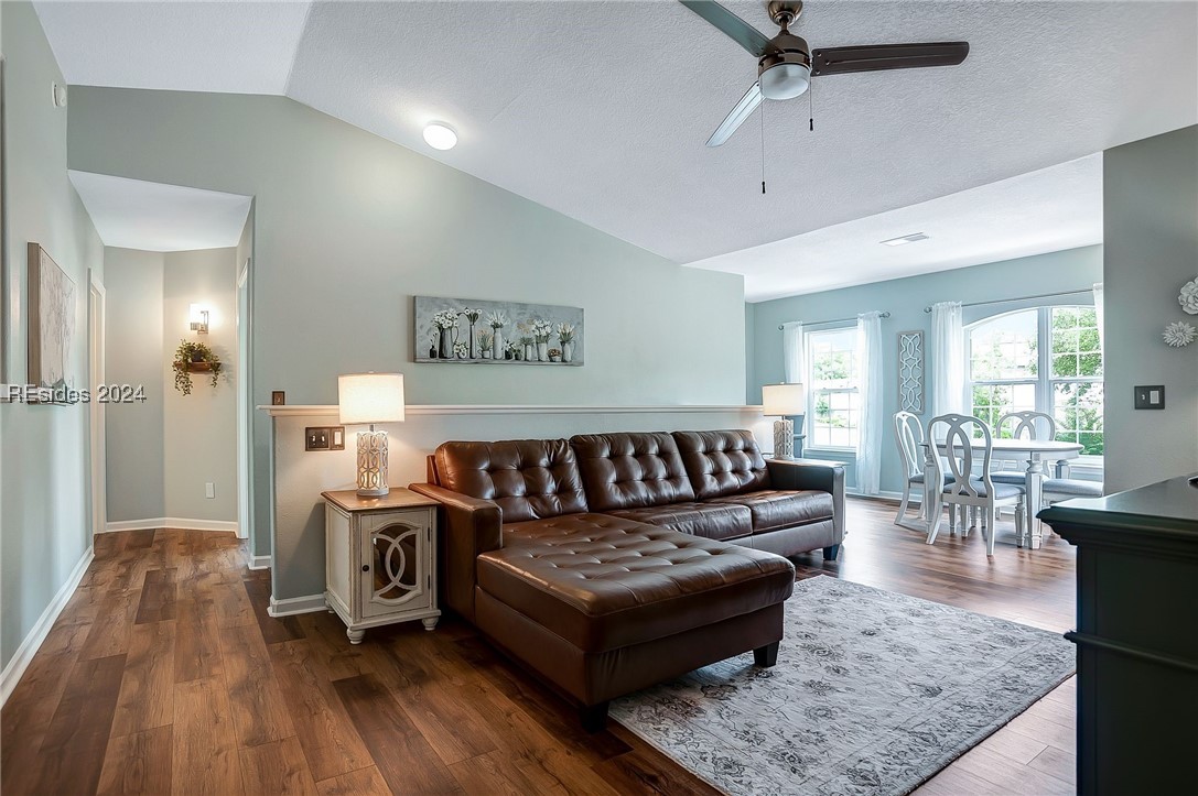 897 Fording Island Road Unit: 907