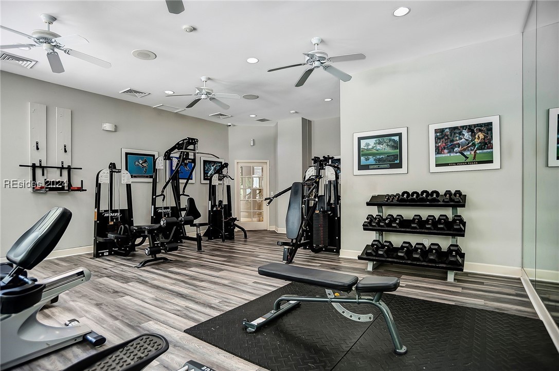 897 Fording Island Road Unit: 907