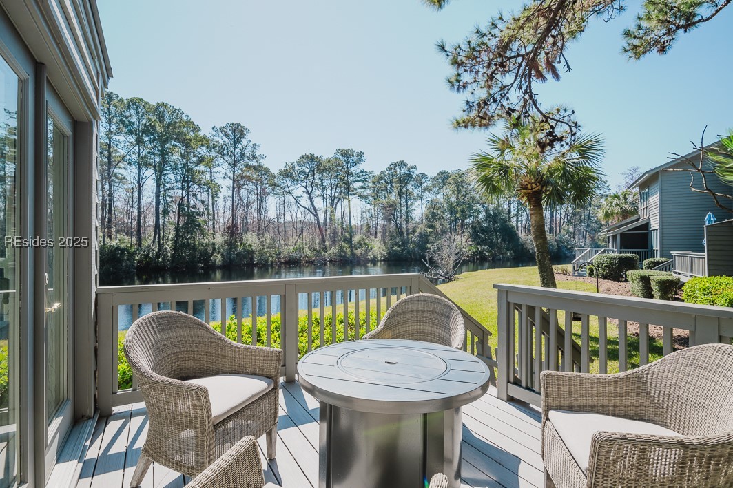 3 Lake Forest Drive Unit: 3373