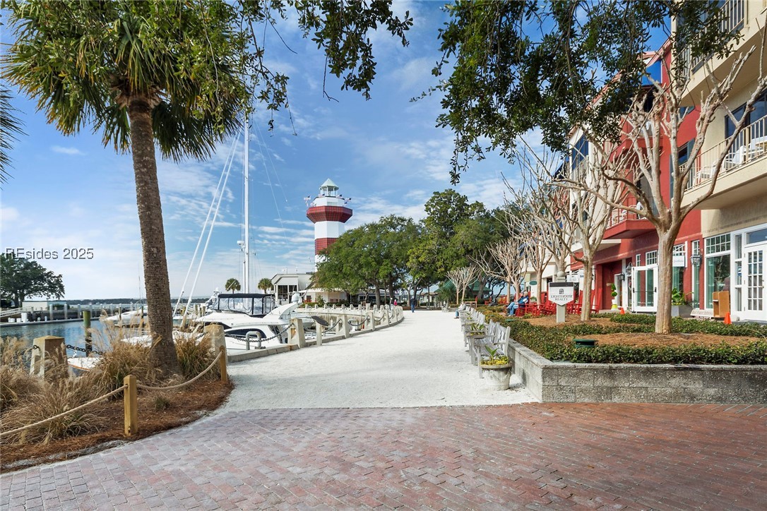 3 Lake Forest Drive Unit: 3373